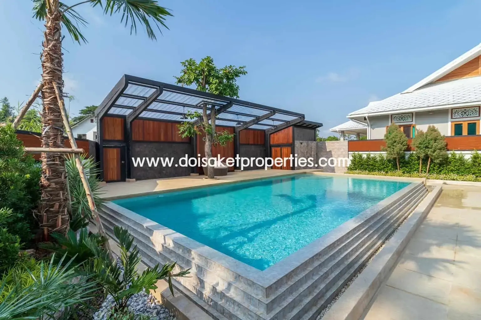 (HS210-04) Gorgeous 2 Storey Home with Swimming Pool for Sale in a Moo Baan in San Na Meng, San Sai