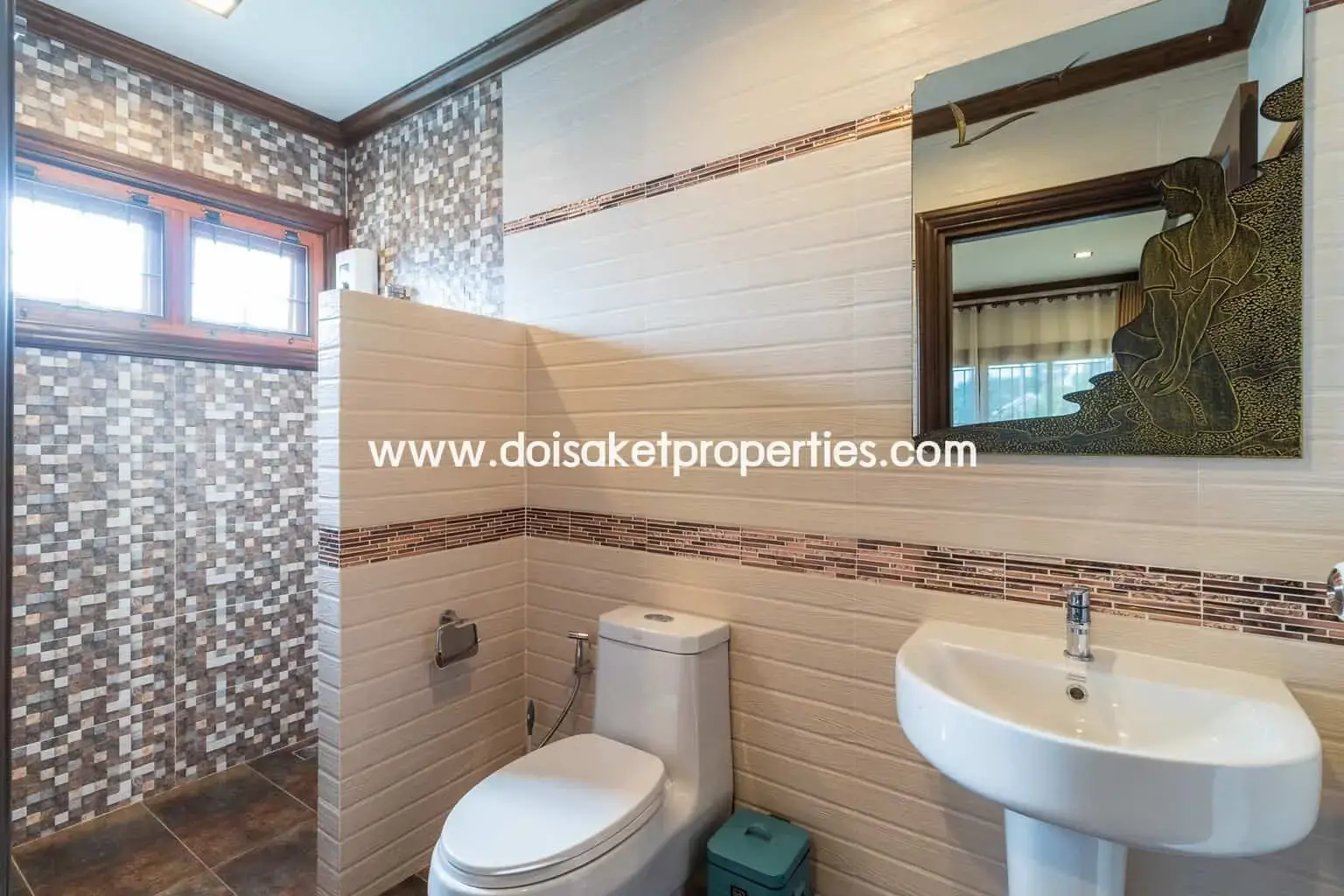 (HS210-04) Gorgeous 2 Storey Home with Swimming Pool for Sale in a Moo Baan in San Na Meng, San Sai
