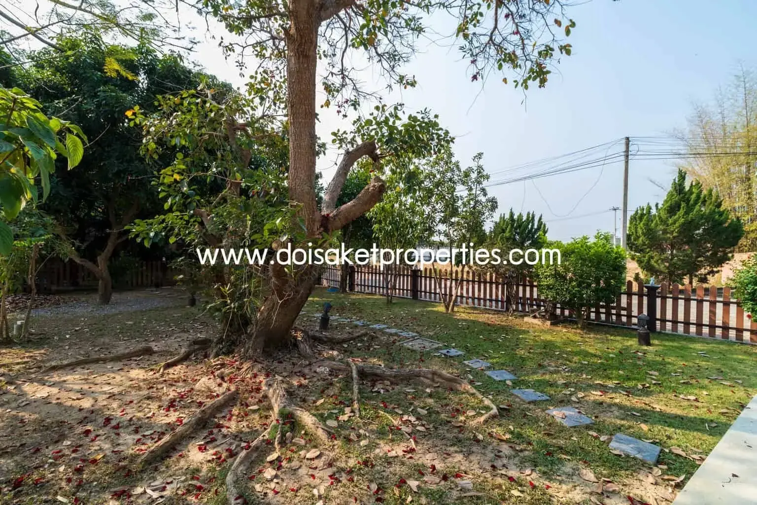 (HS289-02) Great Home with Cool Design for Sale in Doi Saket