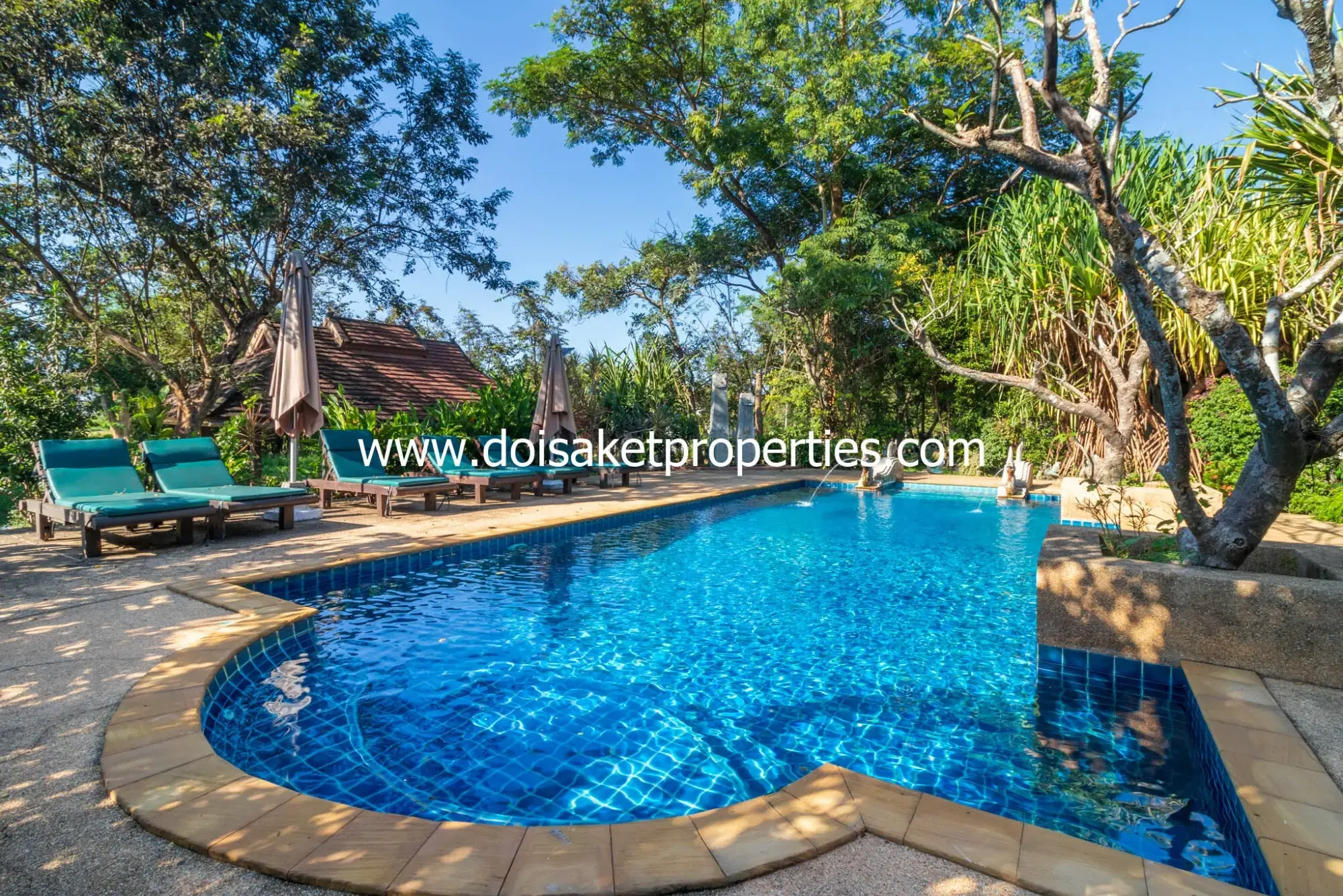 (HR184-V2U) Lovely 2-Bedroom Family Suite for Rent in Choeng Doi, Doi Saket