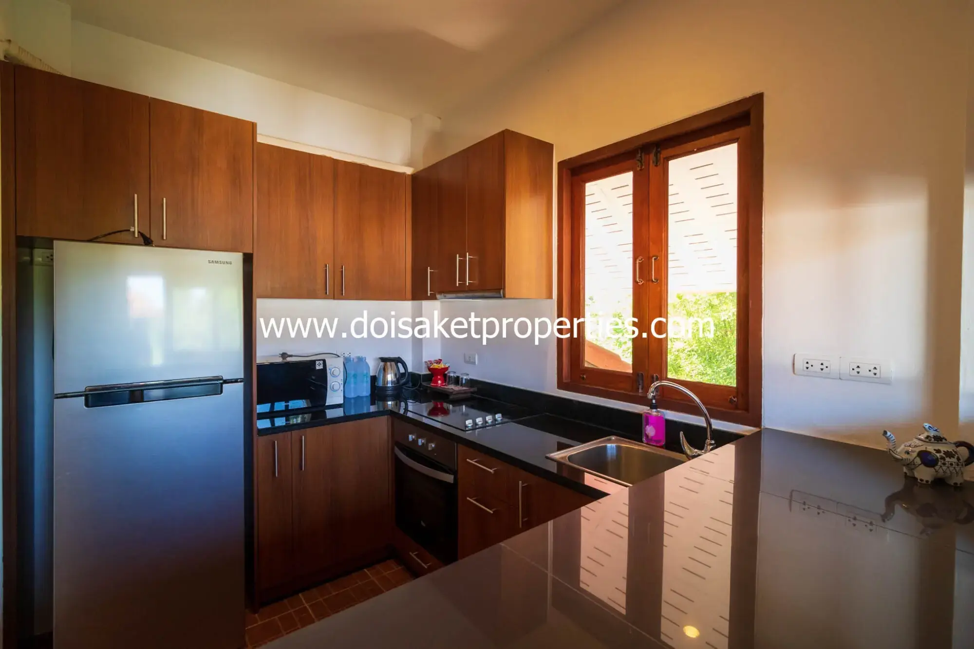 (HR184-V2U) Lovely 2-Bedroom Family Suite for Rent in Choeng Doi, Doi Saket