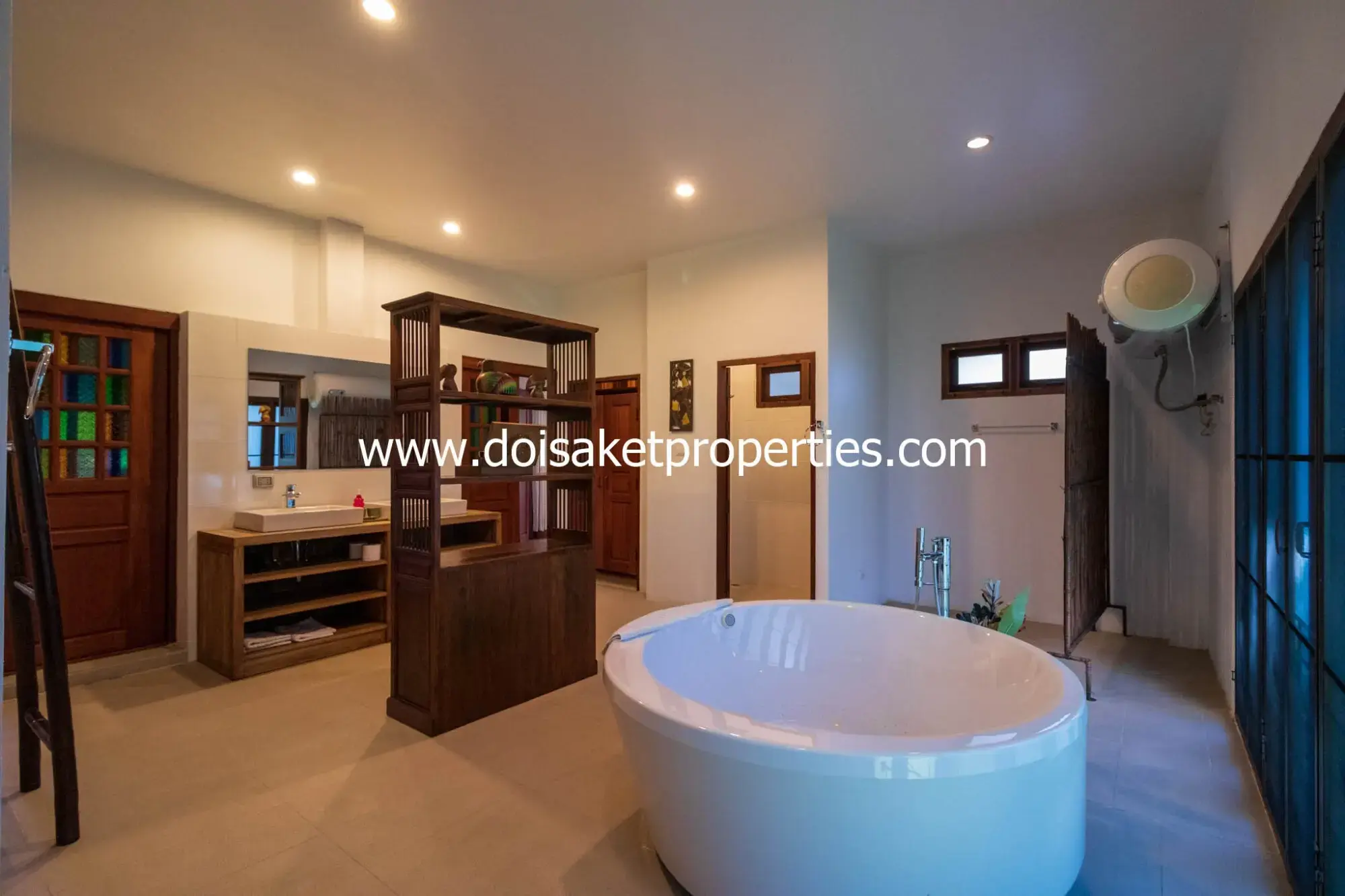 (HR185-V3U) Gorgeous Spa Suite for Rent in Choeng Doi, Doi Saket