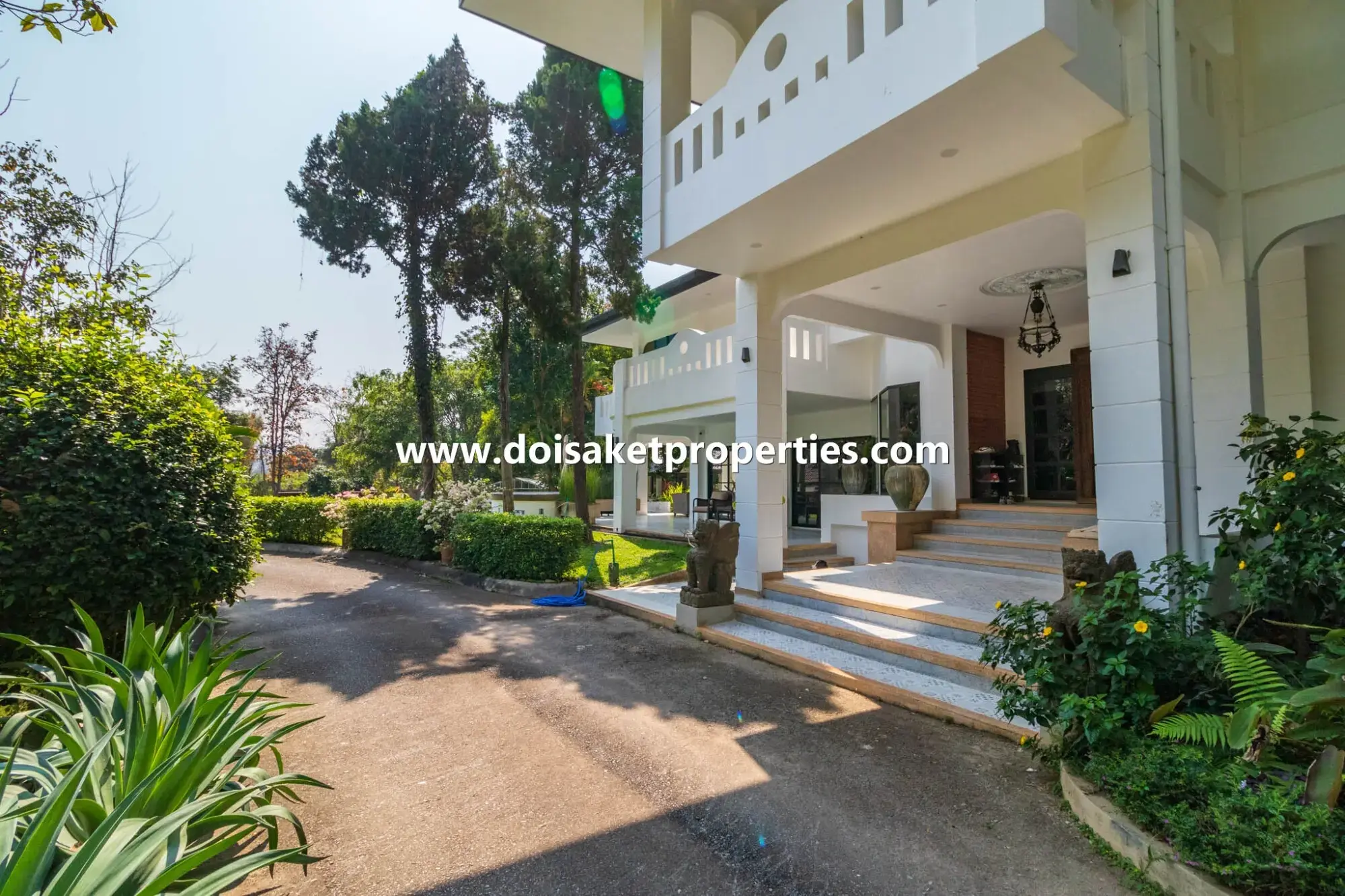 (HS326-05) Incredible Luxury Estate Property on 5+ Rai for Sale in Doi Saket, Chiang Mai