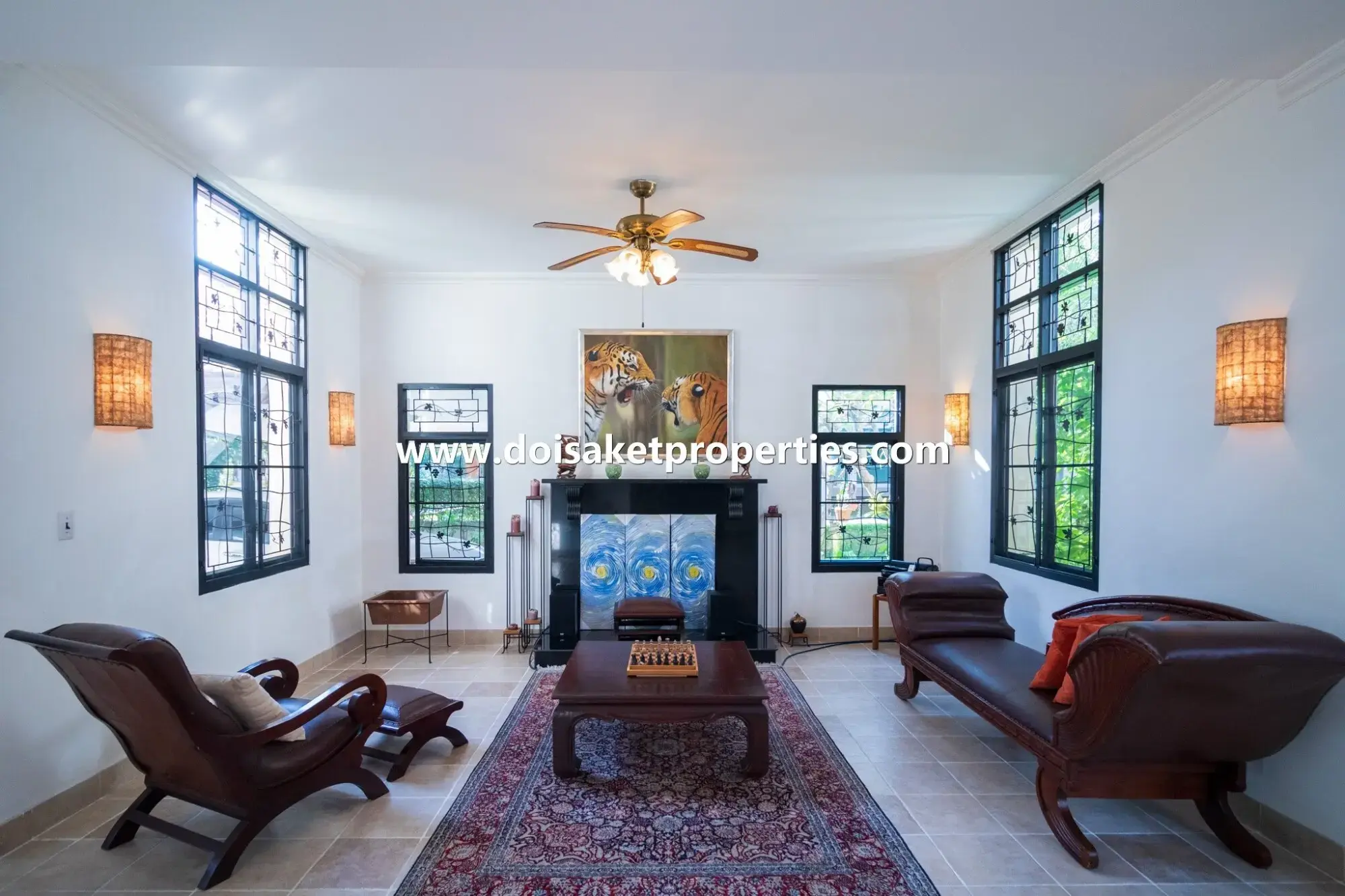 (HS343-04) Luxurious Large Spanish Villa Style Home for Sale in Palm Springs, Nong Hoi, Chiang Mai