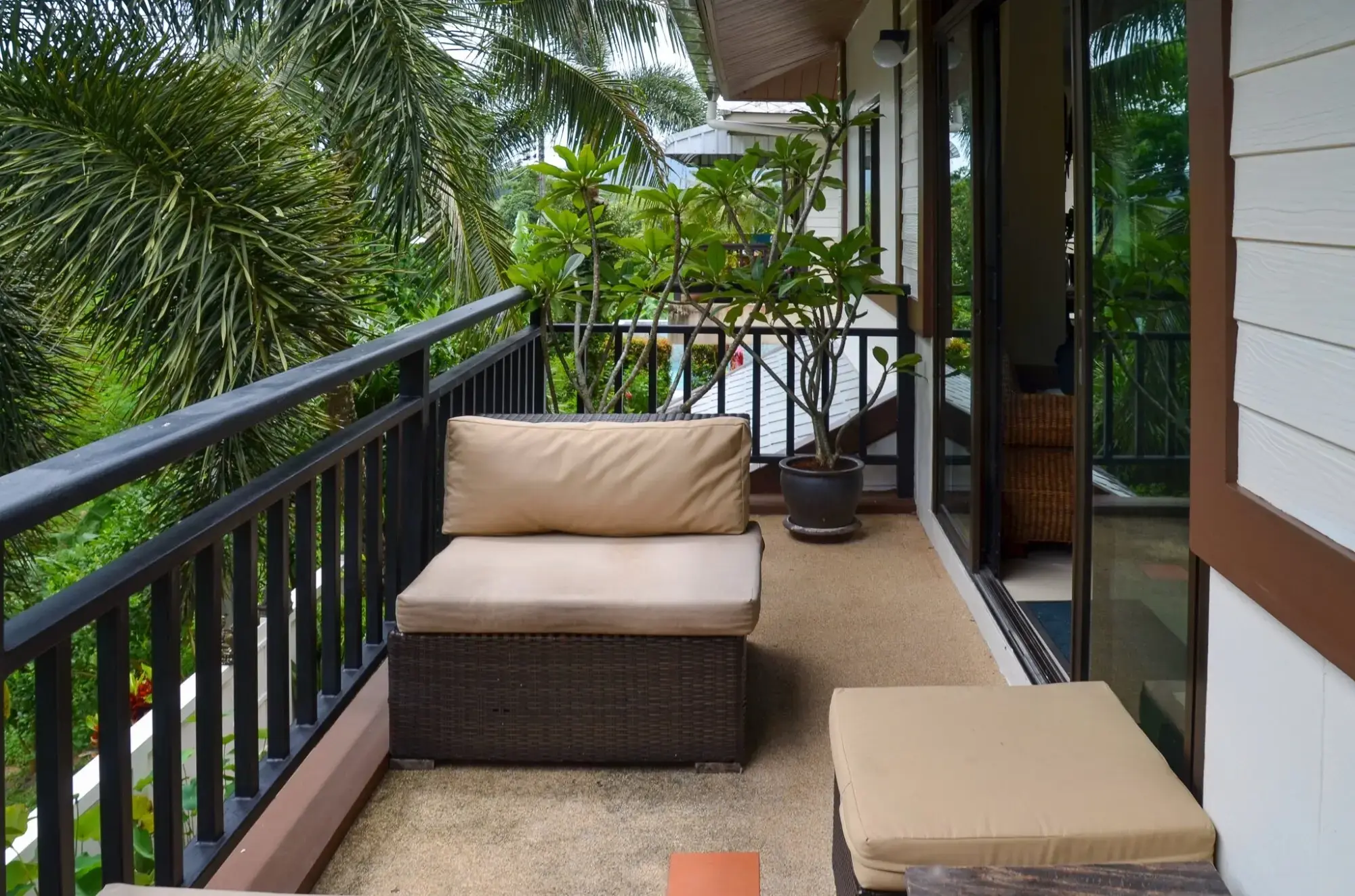 (HS346-02) Lovely 2-Bedroom Pool Villa for Sale in a Great Location in Kathu, Phuket