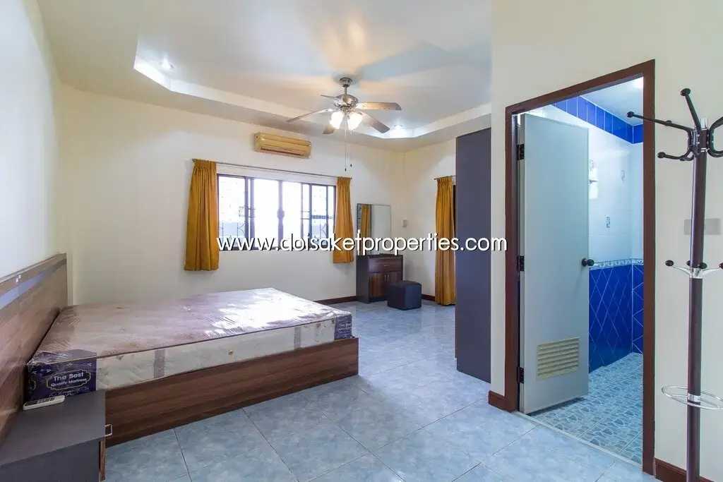 (HS357-03) 3-Bedroom House for sale in Talat Kwan, Doi Saket.