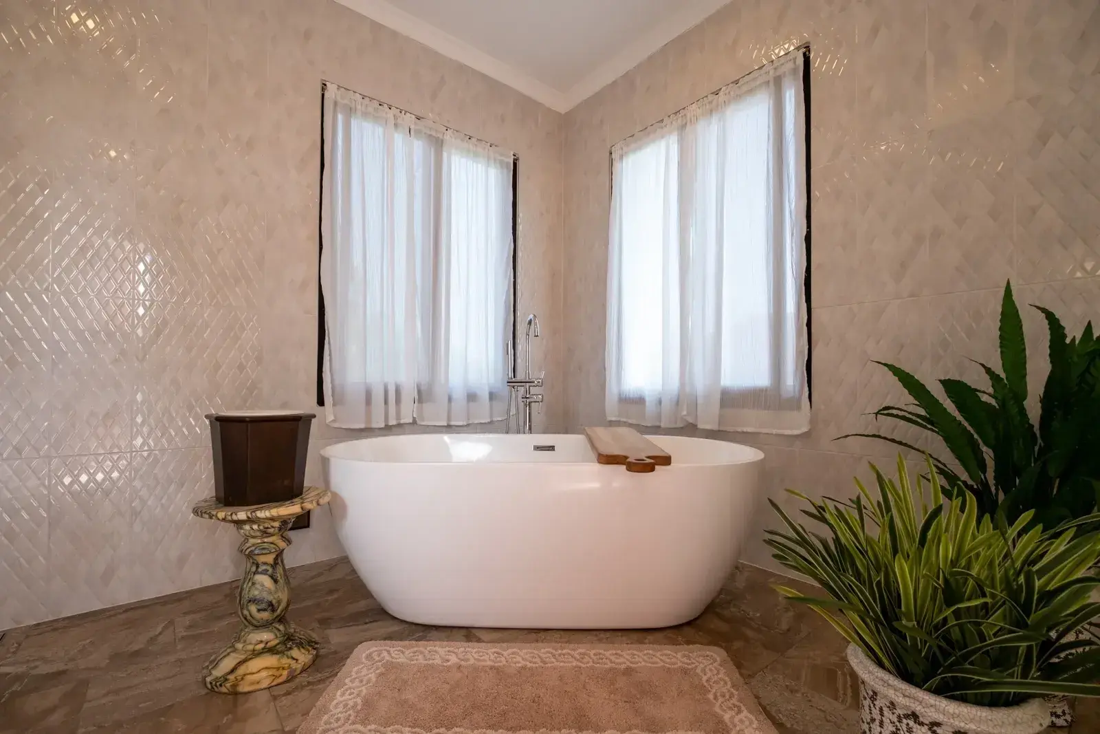 (HS366-06) 4-Bedroom Riverside Pool Villa with Royal Provenance for Sale in Doi Saket