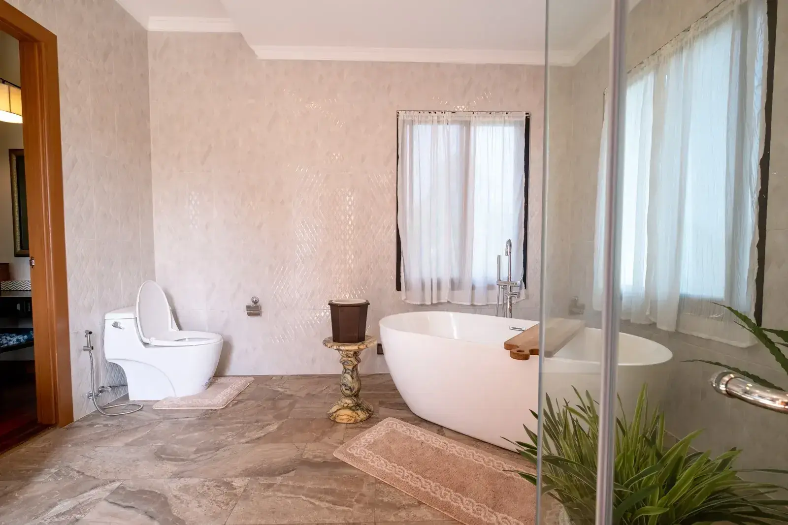 (HS366-06) 4-Bedroom Riverside Pool Villa with Royal Provenance for Sale in Doi Saket