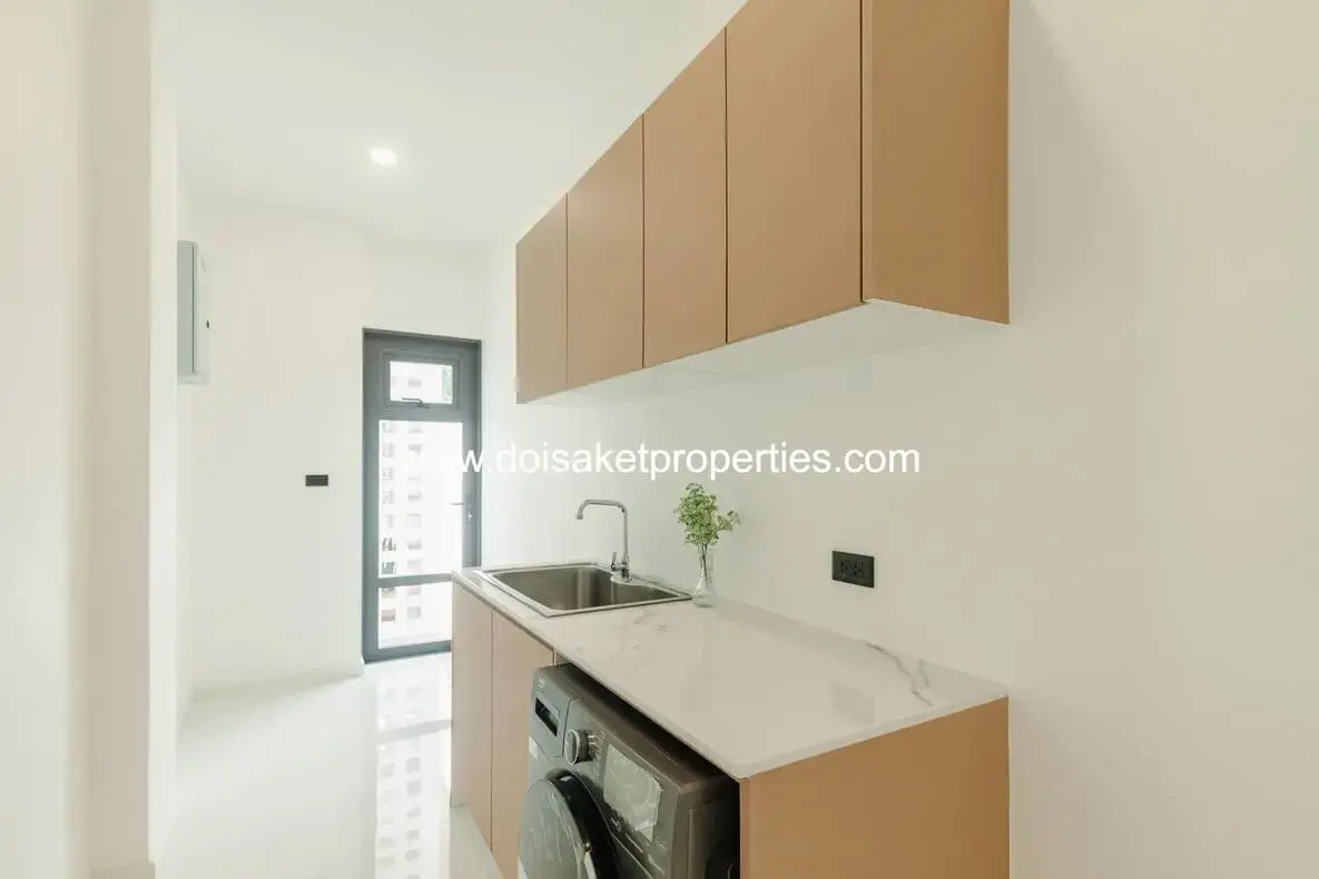 (HS376-03) New Fully-Furnished 3-Bedroom Pool Villa for Sale in Saraphi, Chiang Mai