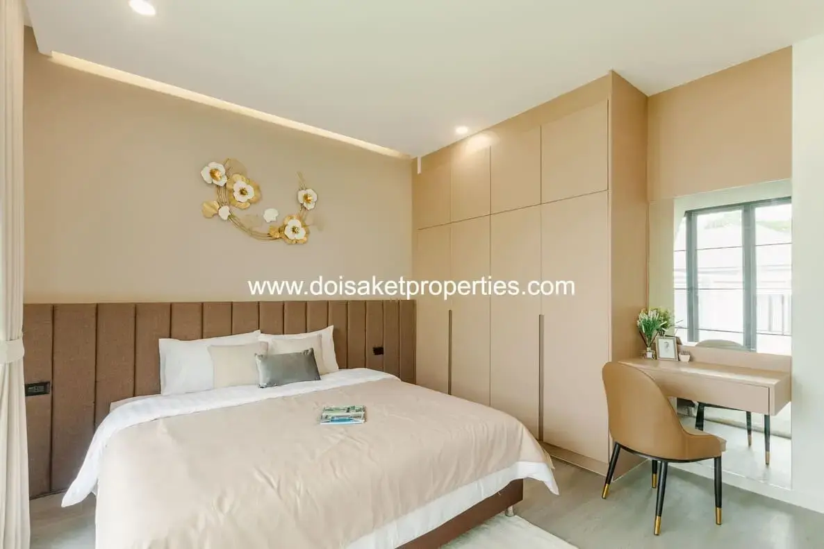 (HS376-03) New Fully-Furnished 3-Bedroom Pool Villa for Sale in Saraphi, Chiang Mai