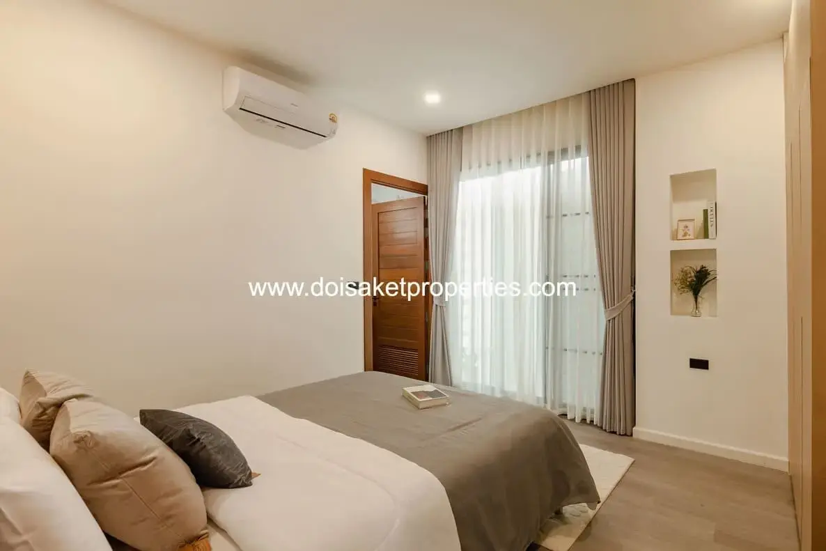 (HS376-03) New Fully-Furnished 3-Bedroom Pool Villa for Sale in Saraphi, Chiang Mai