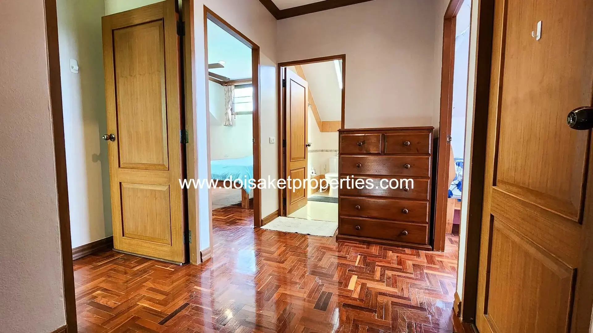 (HS372-05) Beautiful 5 Bedroom Pool Villa With A Large Garden In Doi Saket