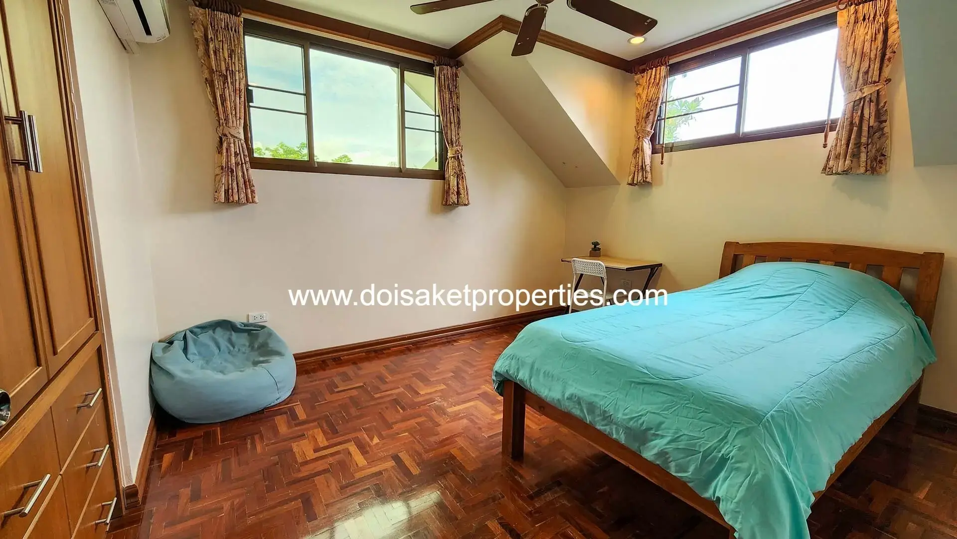 (HS372-05) Beautiful 5 Bedroom Pool Villa With A Large Garden In Doi Saket