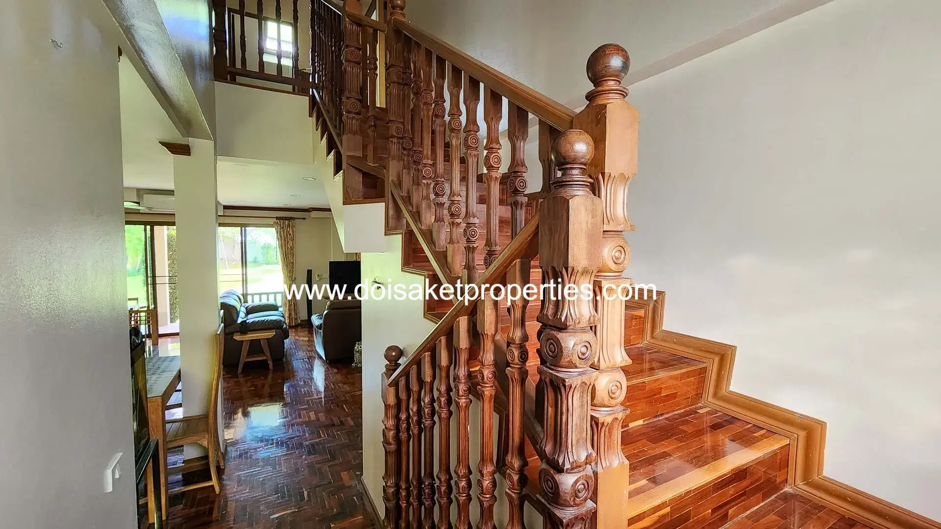 (HS372-05) Beautiful 5 Bedroom Pool Villa With A Large Garden In Doi Saket