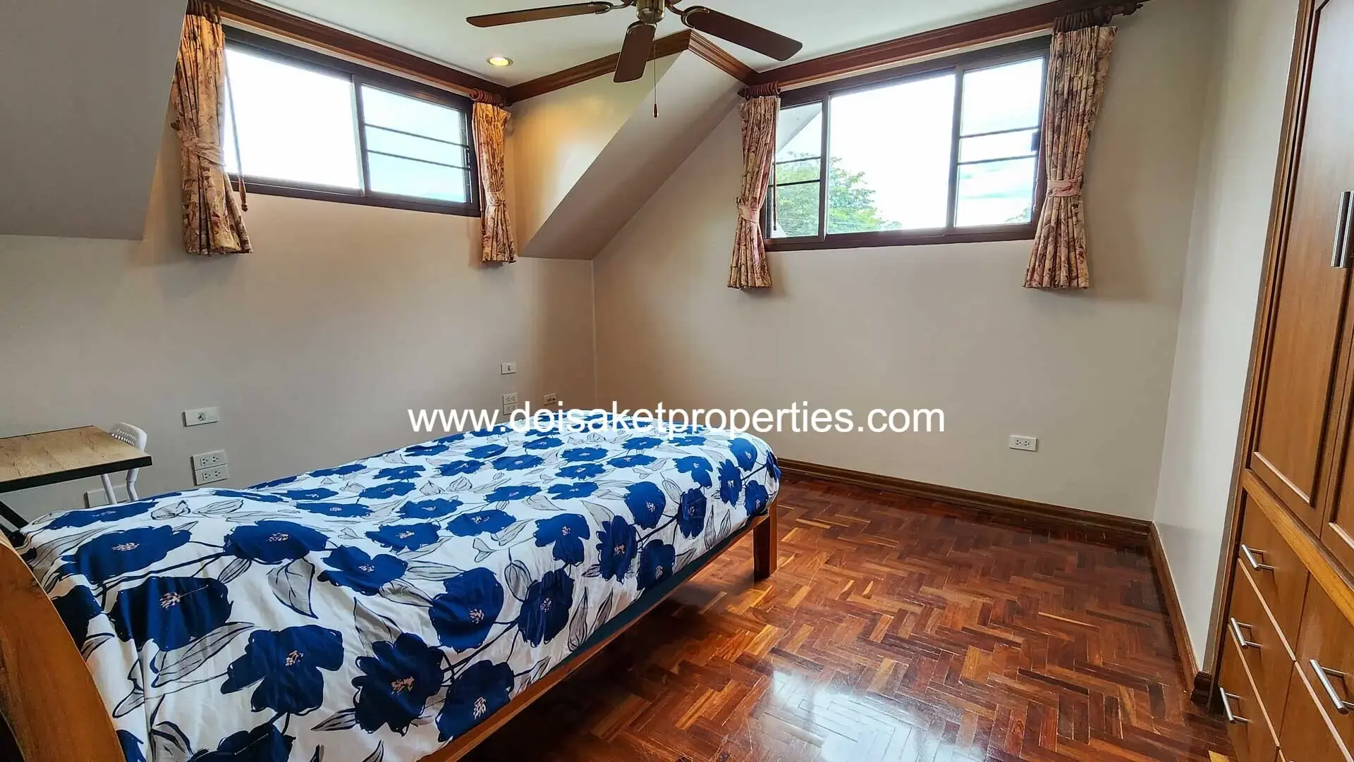 (HS372-05) Beautiful 5 Bedroom Pool Villa With A Large Garden In Doi Saket