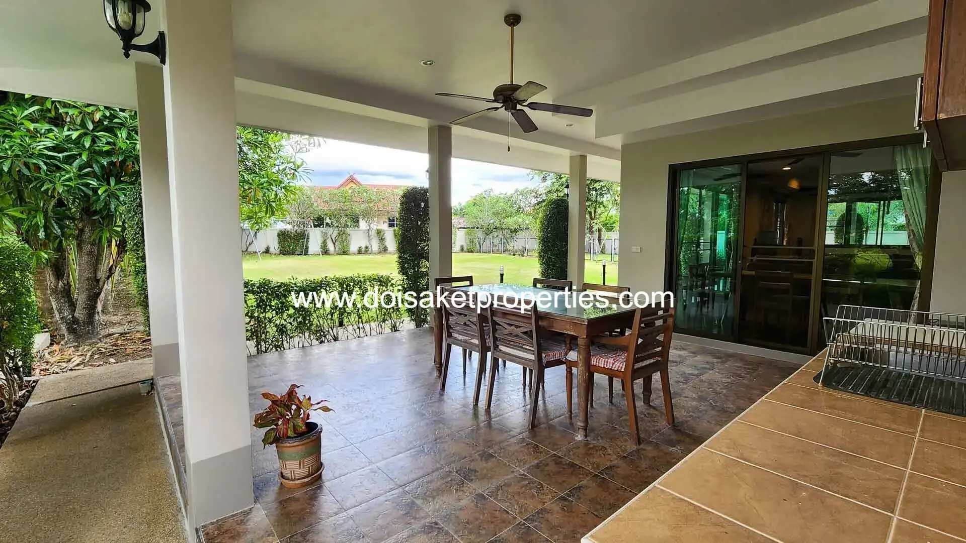 (HS372-05) Beautiful 5 Bedroom Pool Villa With A Large Garden In Doi Saket