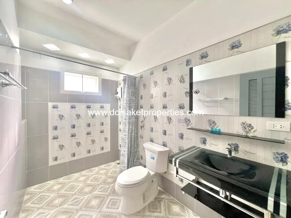 (HS373-03) Fully-Furnished 3-Bedroom Single-Storey Home for Sale in Talat Kwan, Doi Saket