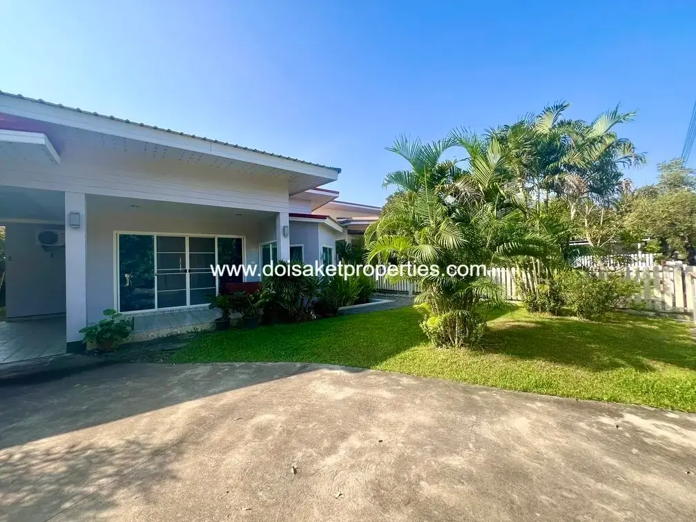 (HS373-03) Fully-Furnished 3-Bedroom Single-Storey Home for Sale in Talat Kwan, Doi Saket