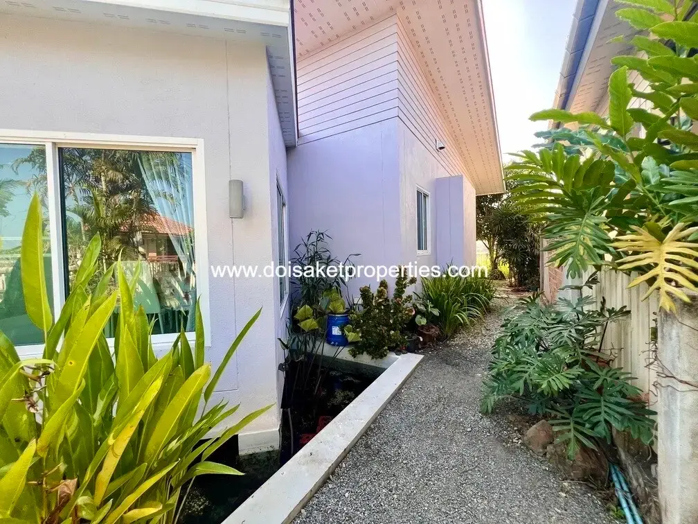 (HS373-03) Fully-Furnished 3-Bedroom Single-Storey Home for Sale in Talat Kwan, Doi Saket