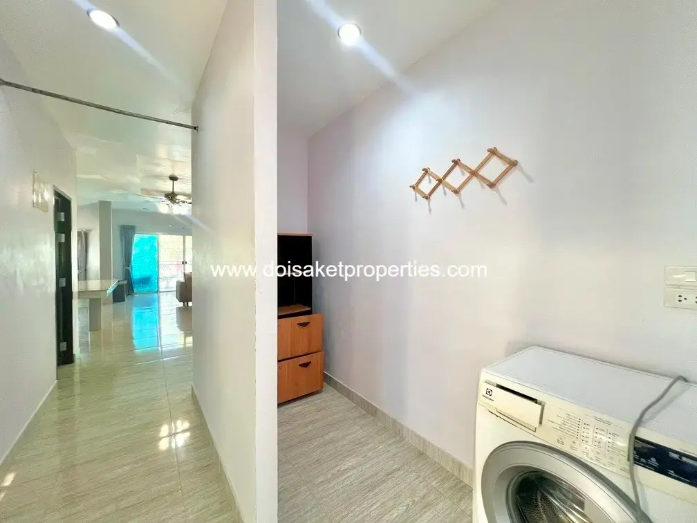 (HS373-03) Fully-Furnished 3-Bedroom Single-Storey Home for Sale in Talat Kwan, Doi Saket