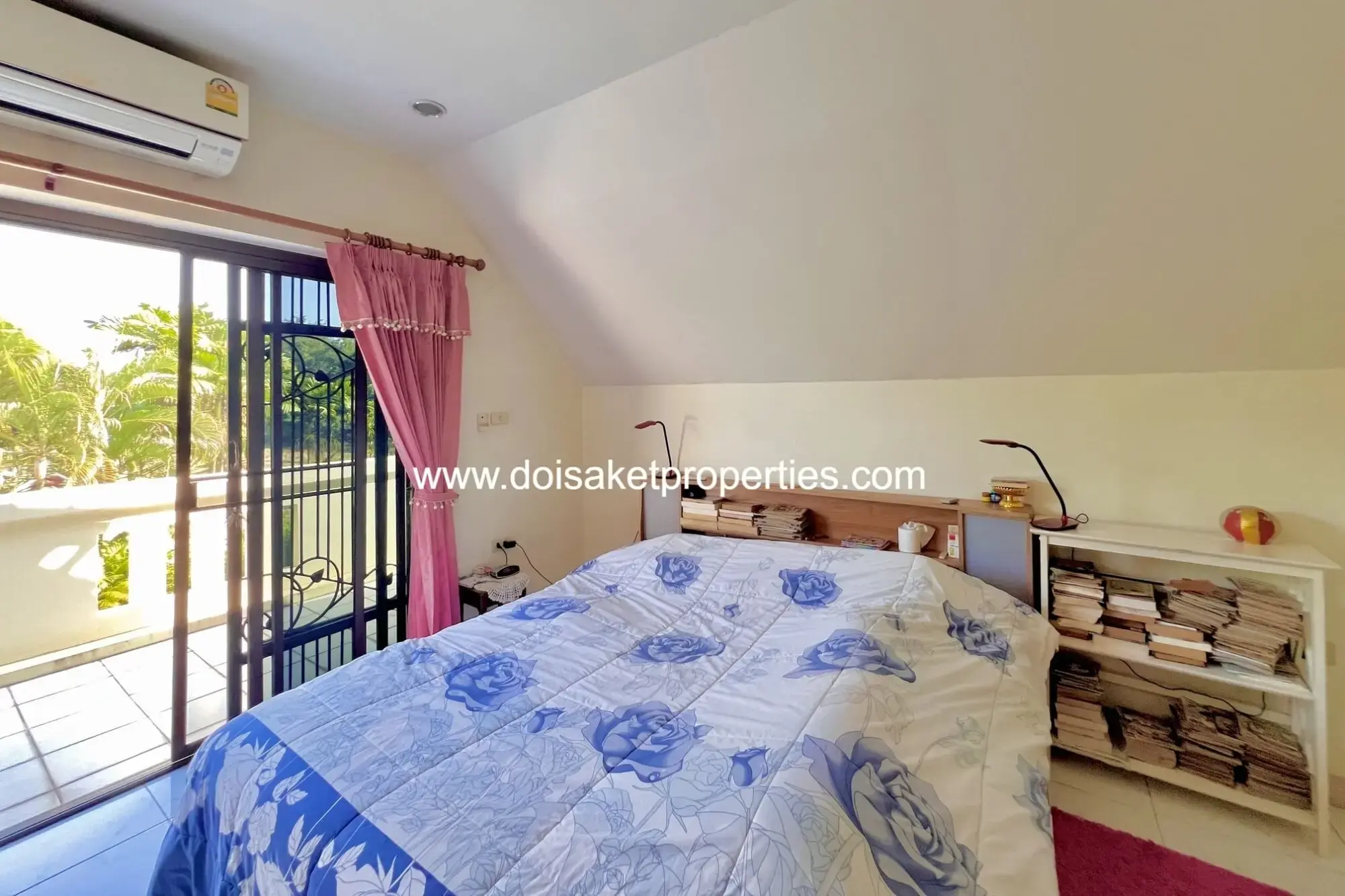 (HS374-03) 3-Bedroom Family Home for Sale in Peaceful San Na Meng, San Sai