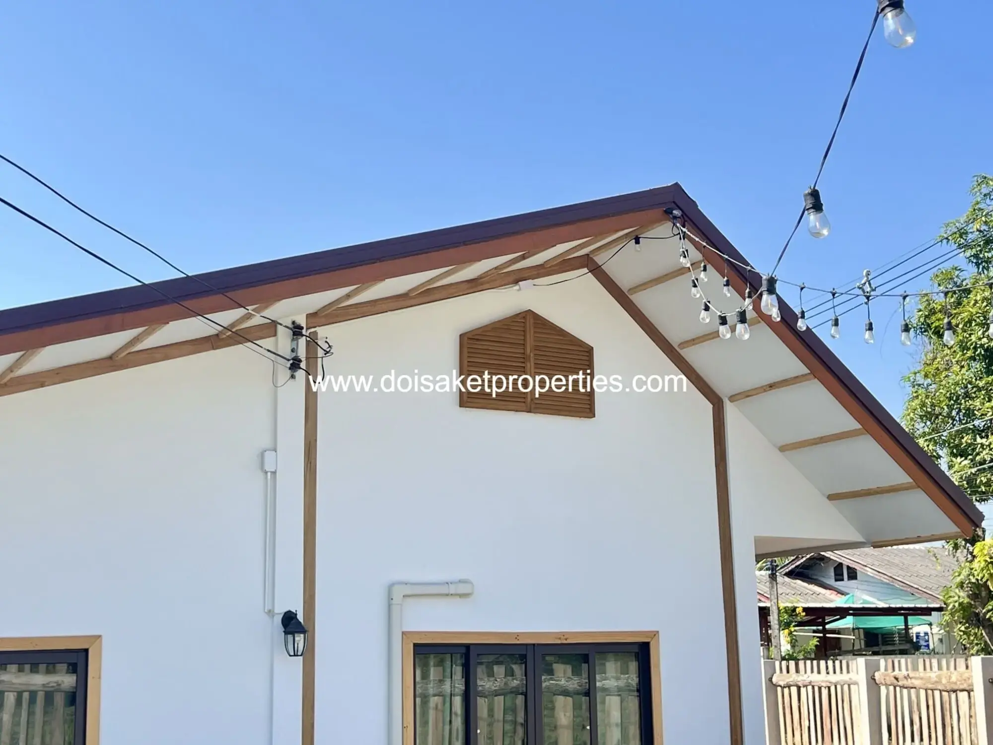 (HR226-02) 2-Bedroom House For Rent in a Quiet but Convenient Location in Choeng Doi, Doi Saket