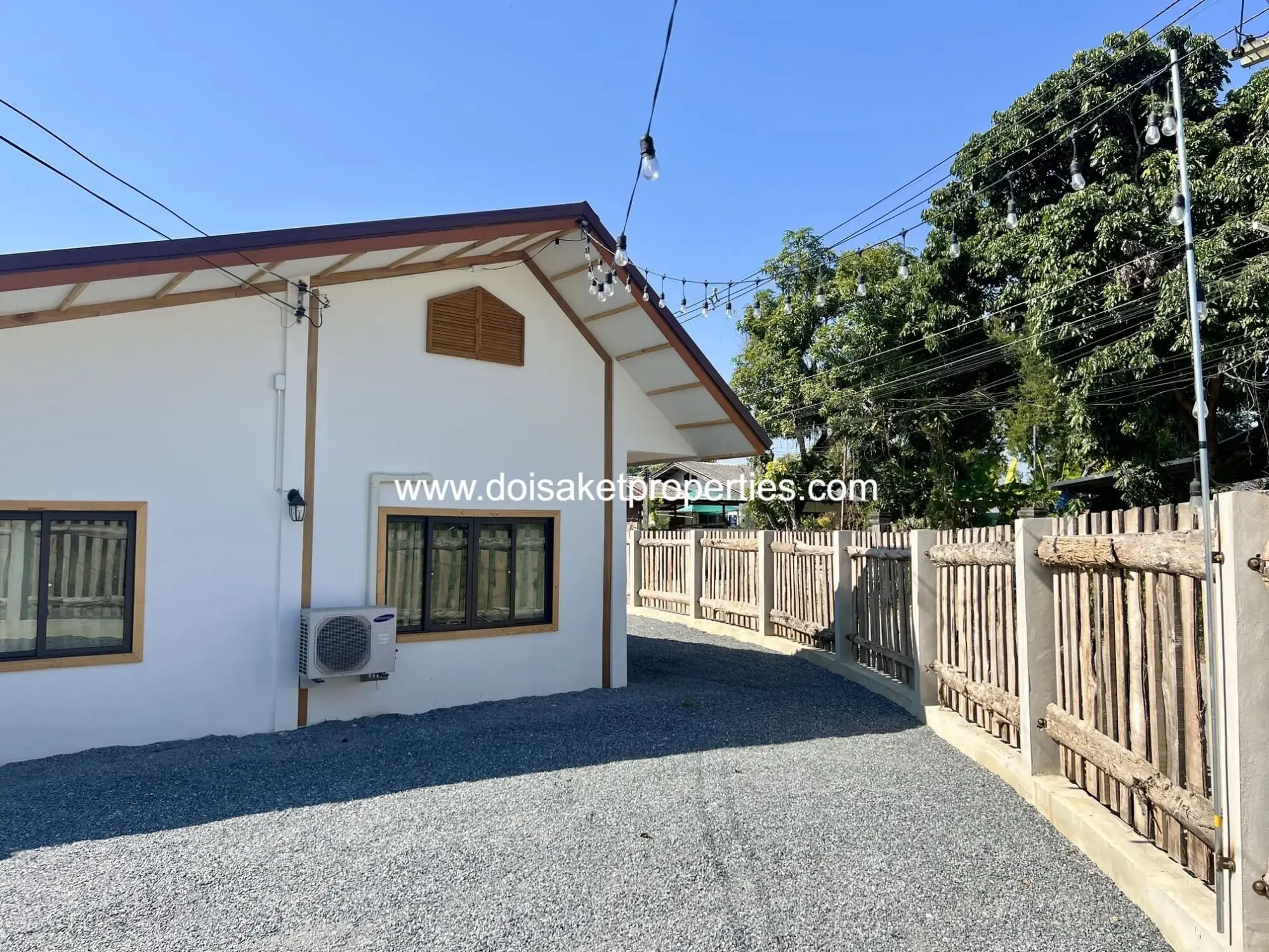 (HR226-02) 2-Bedroom House For Rent in a Quiet but Convenient Location in Choeng Doi, Doi Saket