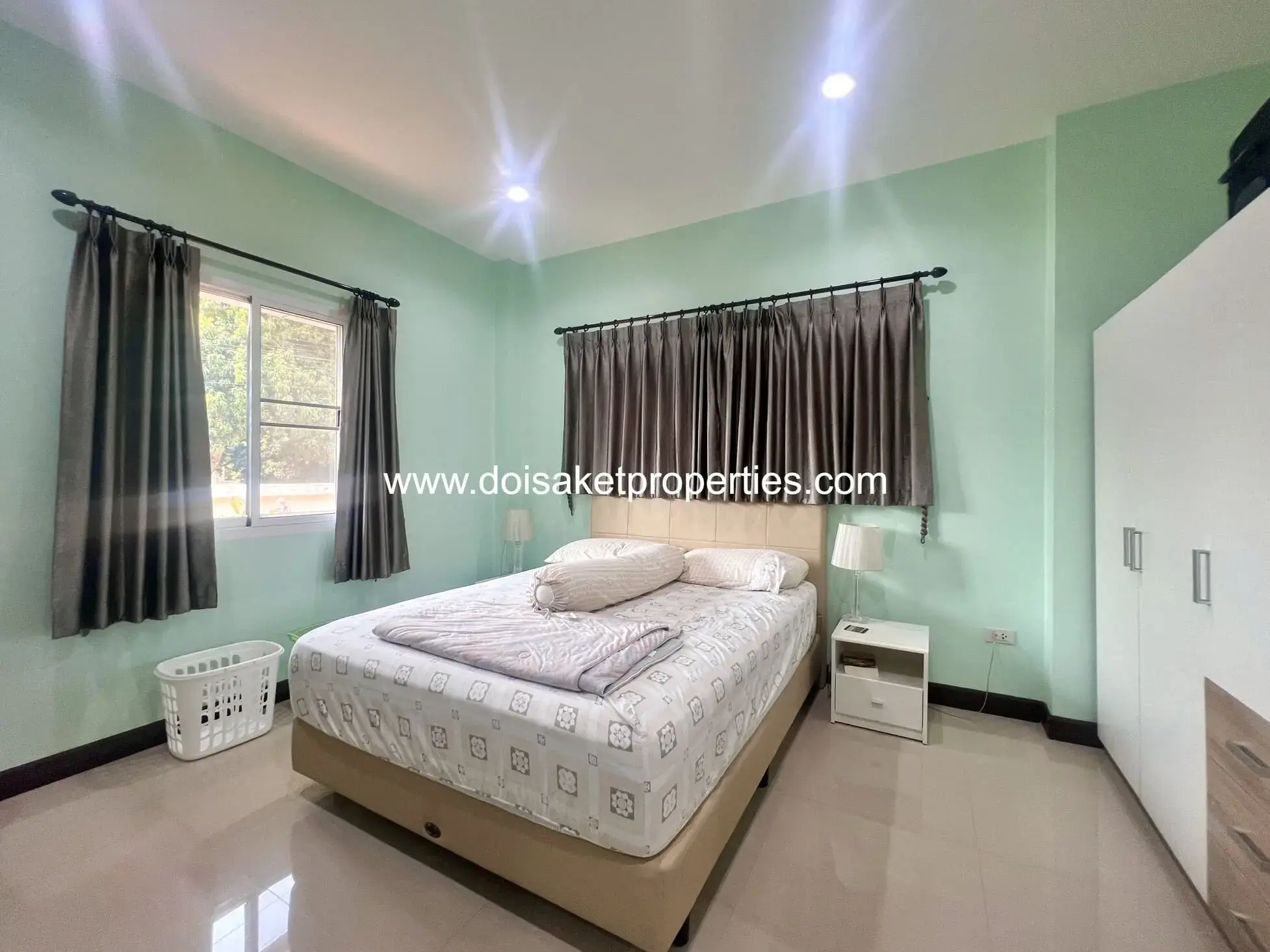 (HS375-01) 1+ Rai Property on a Main Road with Many Business Opportunities for Sale in Luang Nuea, Doi Saket