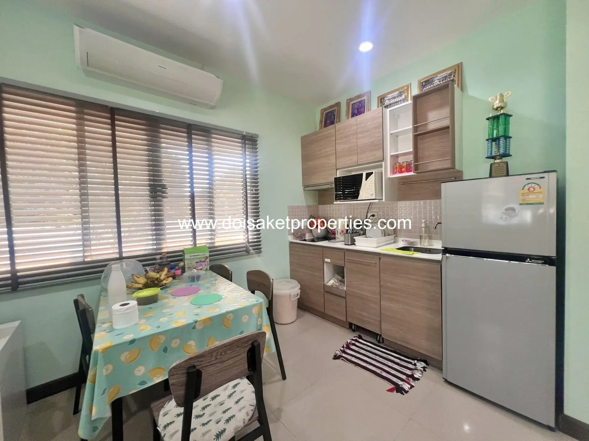 (HS375-01) 1+ Rai Property on a Main Road with Many Business Opportunities for Sale in Luang Nuea, Doi Saket