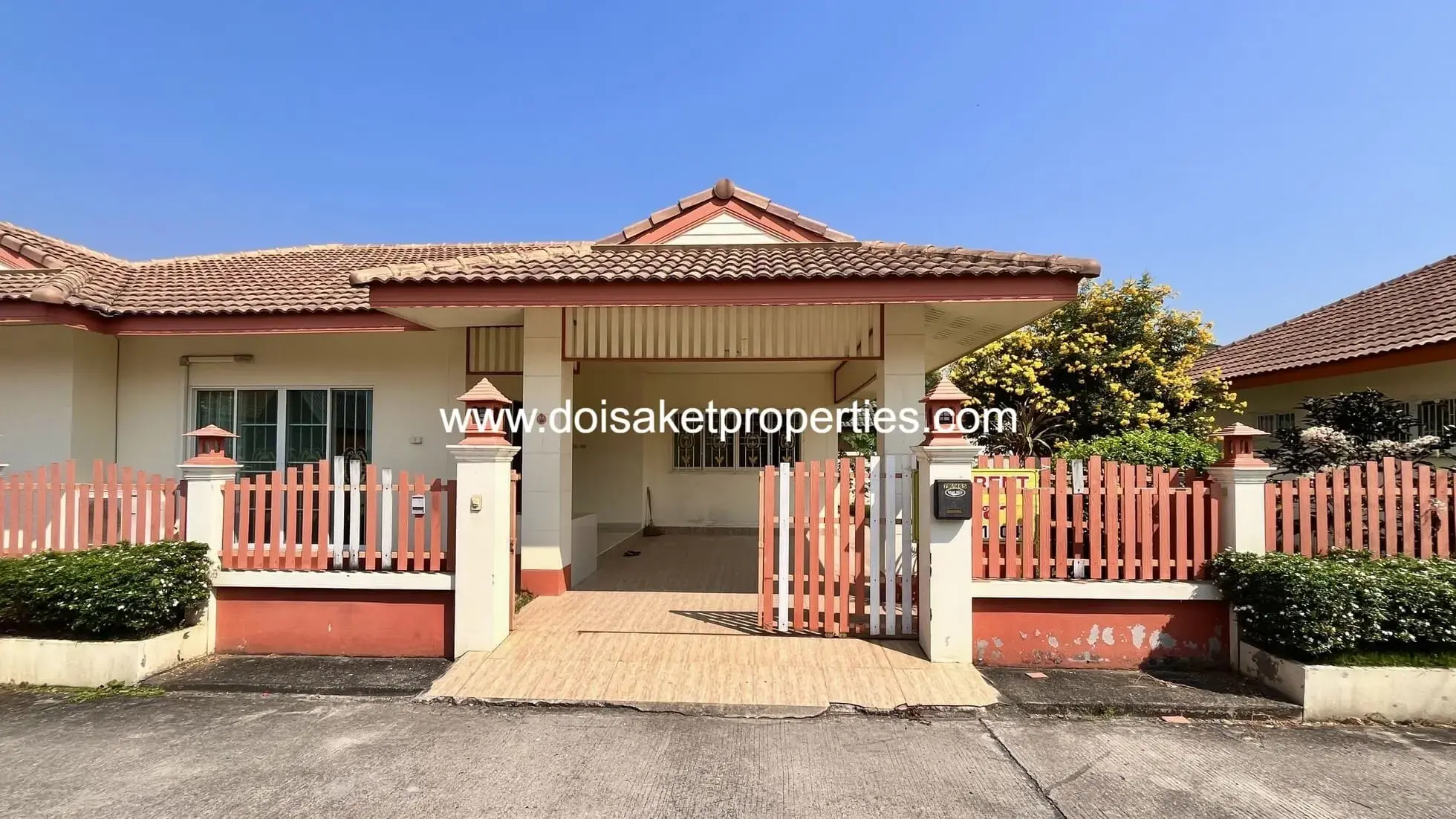 (HR228-03) Great 3-Bedroom Family Home for Rent in Talat Khwan, Doi Saket, Chiang Mai
