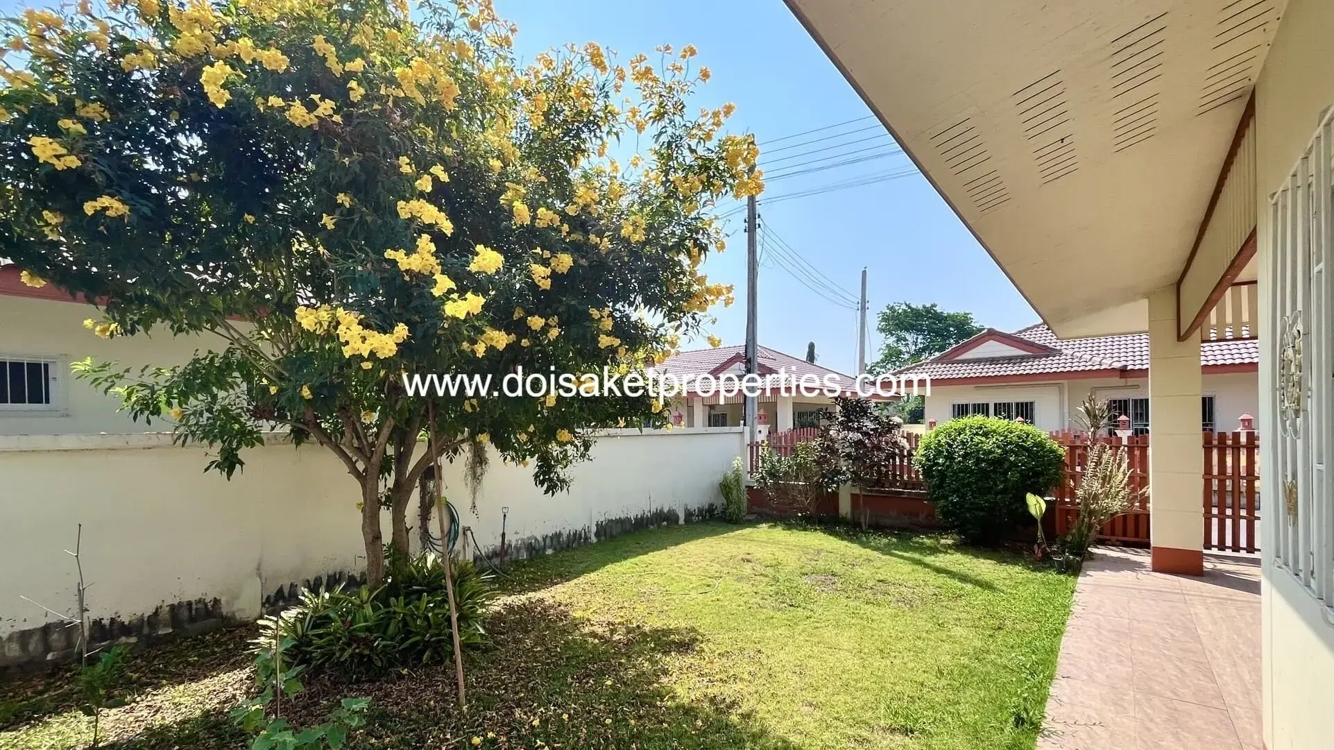 (HR228-03) Great 3-Bedroom Family Home for Rent in Talat Khwan, Doi Saket, Chiang Mai
