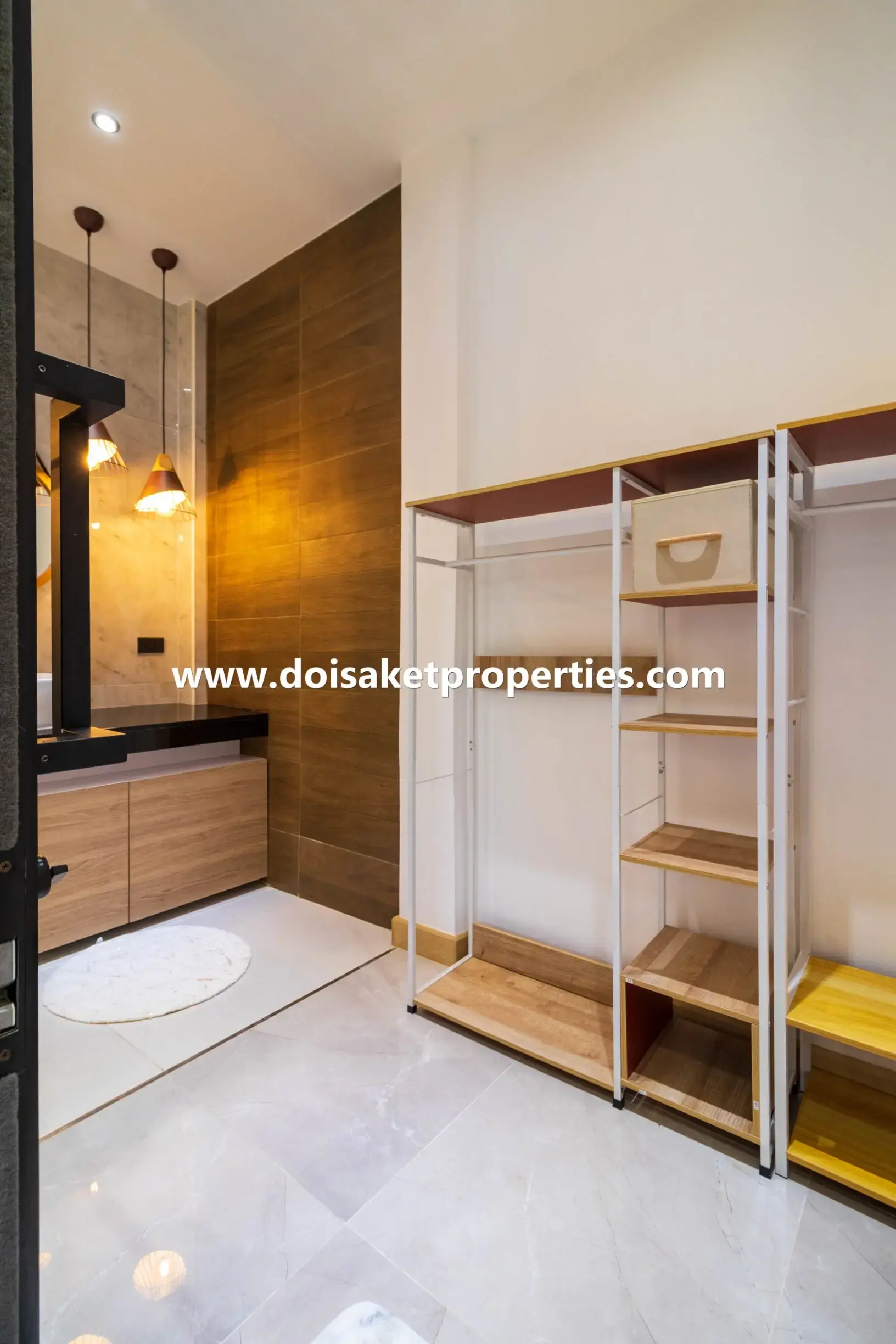 (HR200-02) Stunning Modern Home for Rent in Choeng Doi, Doi Saket