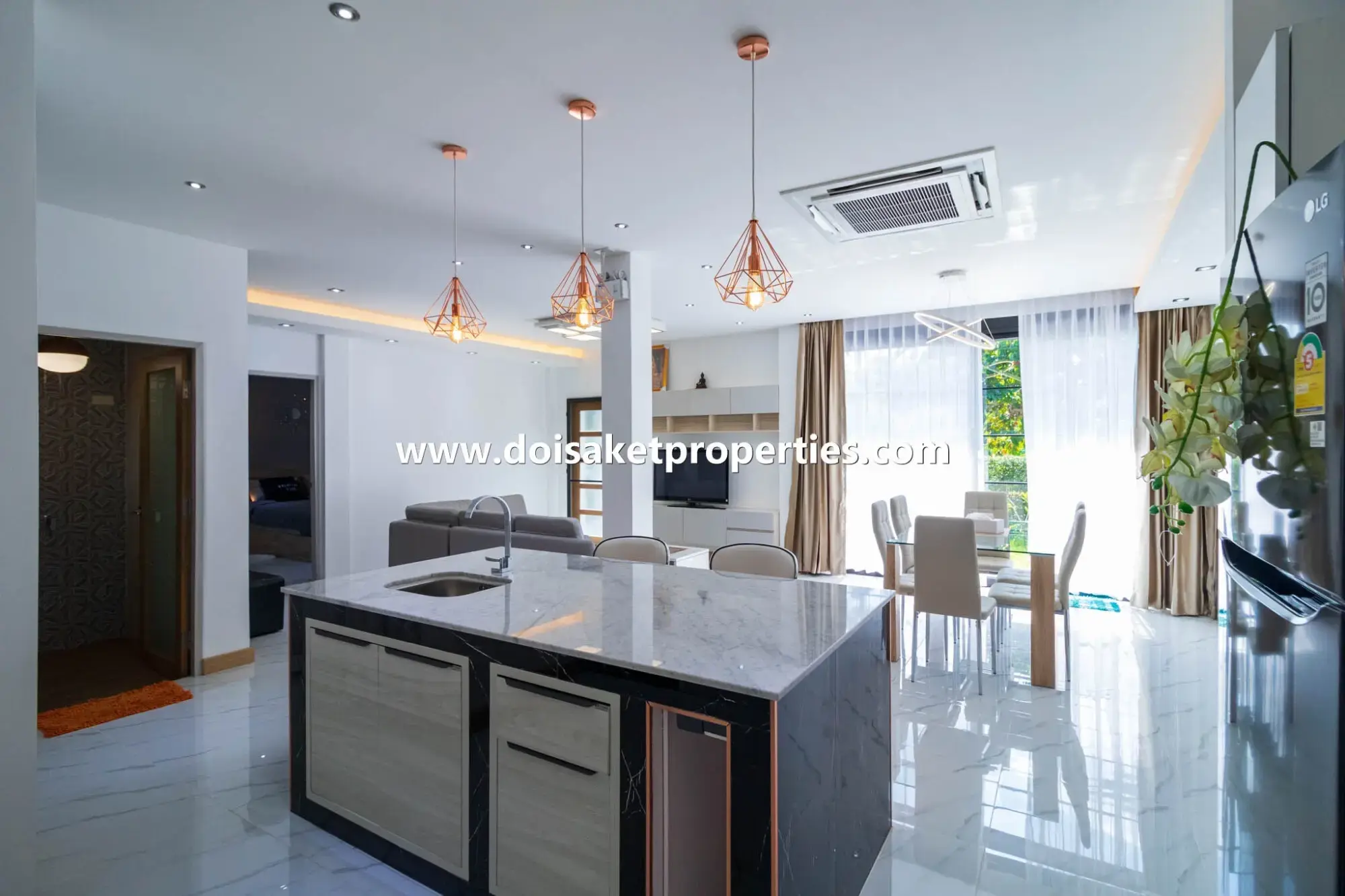 (HR200-02) Stunning Modern Home for Rent in Choeng Doi, Doi Saket