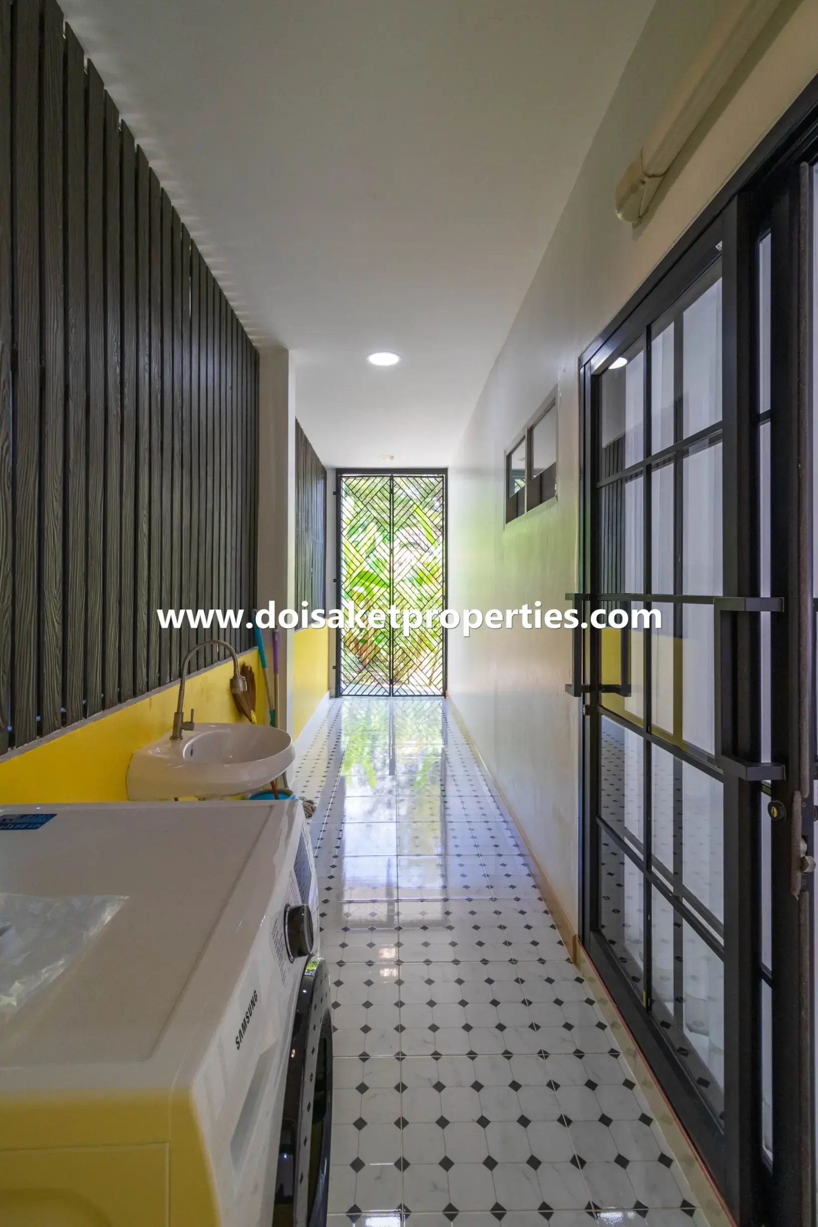 (HR200-02) Stunning Modern Home for Rent in Choeng Doi, Doi Saket