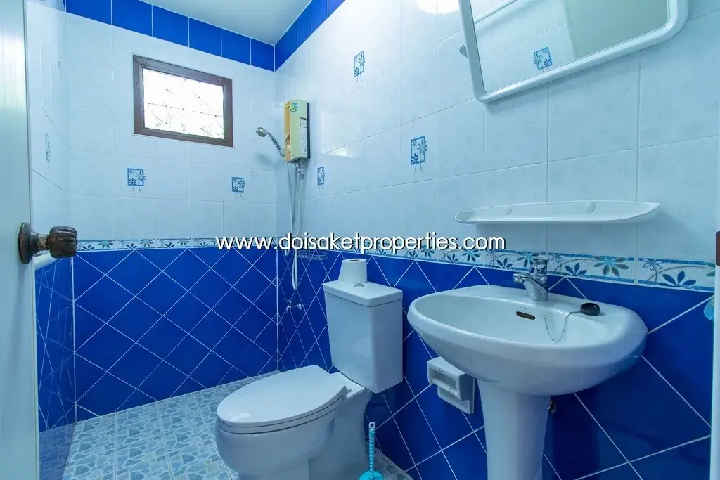 (HR149-03) 3-Bedroom House for Rent in Talat Khwan, Doi Saket.