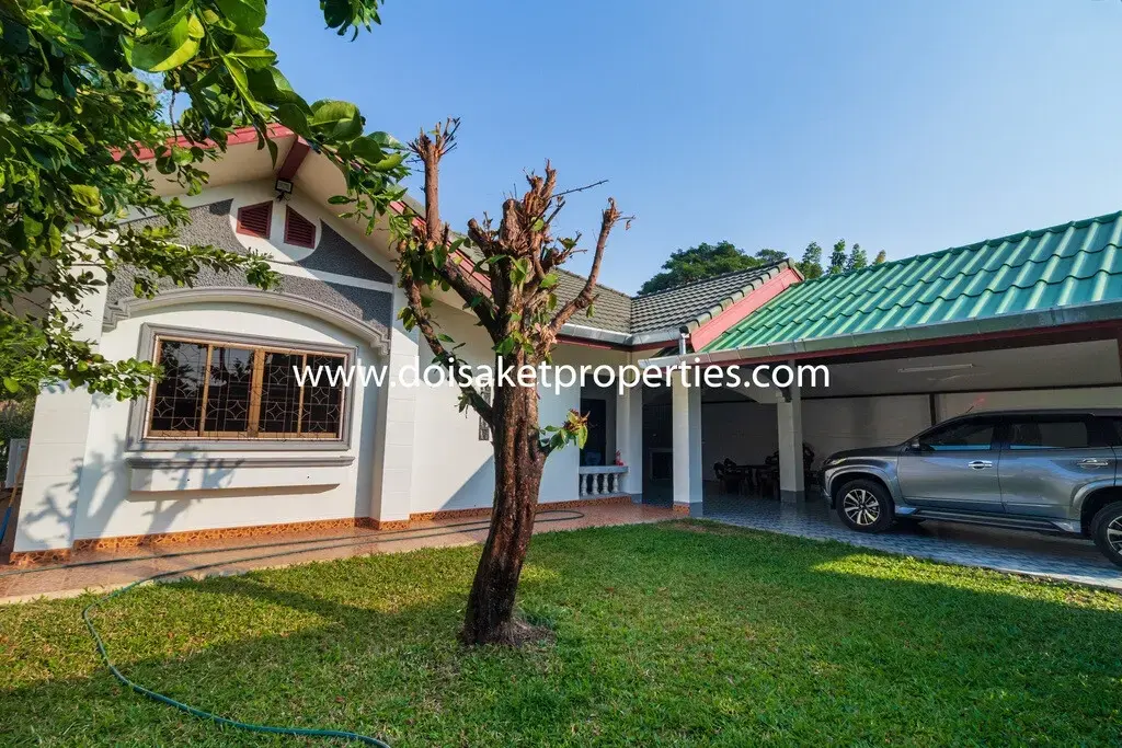 (HR149-03) 3-Bedroom House for Rent in Talat Khwan, Doi Saket.