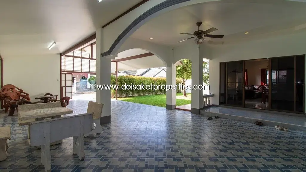 (HR149-03) 3-Bedroom House for Rent in Talat Khwan, Doi Saket.