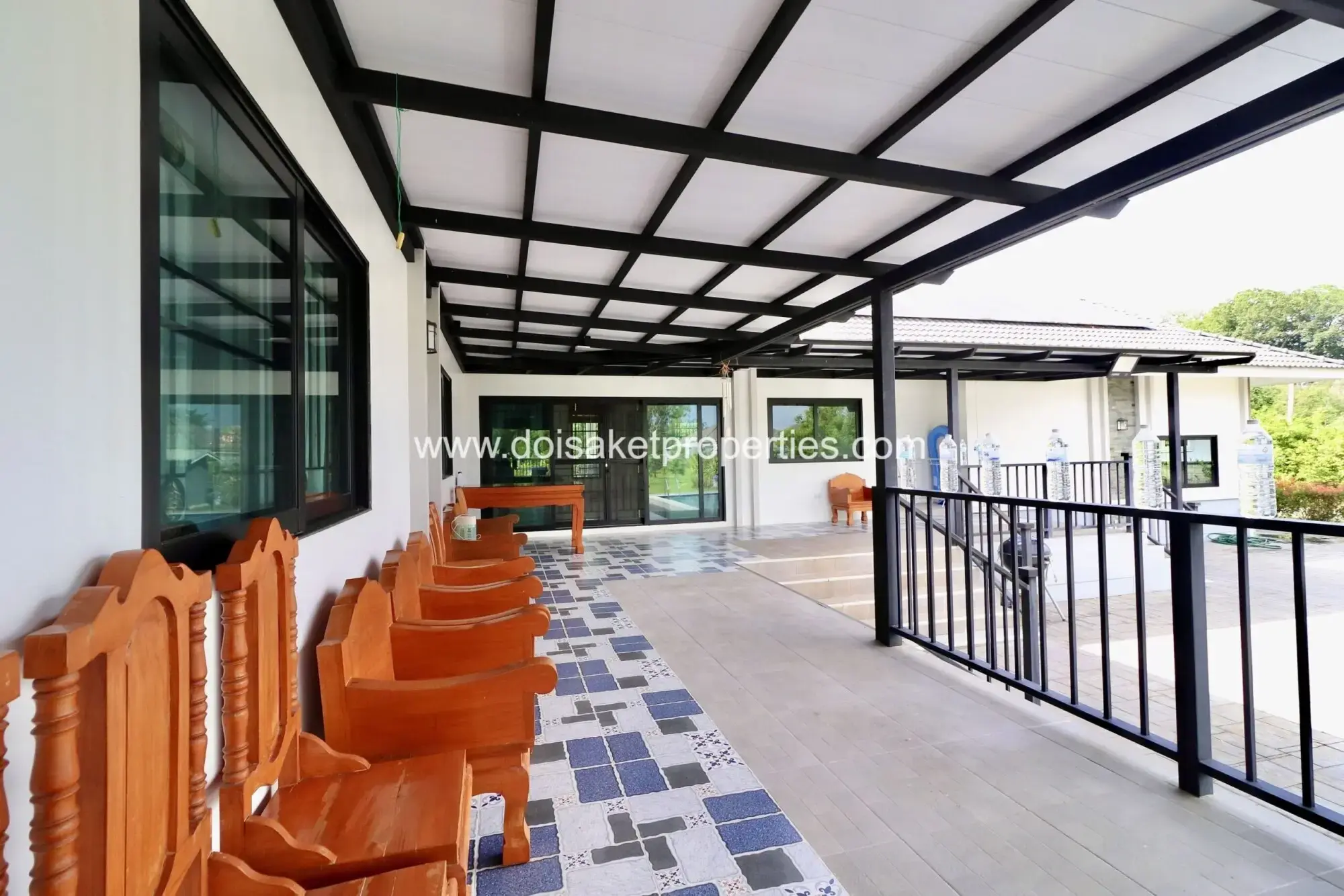 (HS380-07)Nice Modern Family Home with Garden and Pool for sale in San Pu Loei, Doi Saket, Chiang Mai