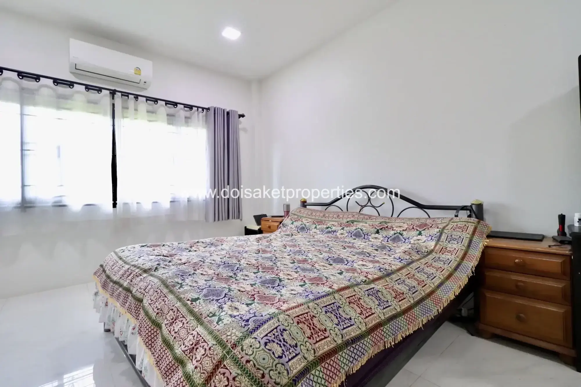 (HS380-07)Nice Modern Family Home with Garden and Pool for sale in San Pu Loei, Doi Saket, Chiang Mai