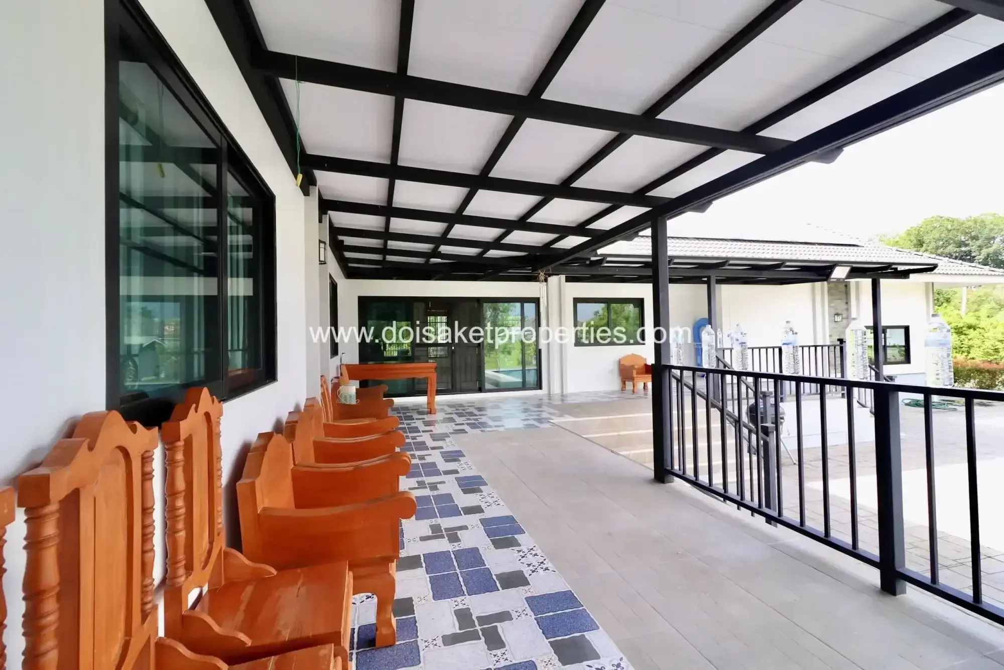 (HS380-07)Nice Modern Family Home with Garden and Pool for sale in San Pu Loei, Doi Saket, Chiang Mai