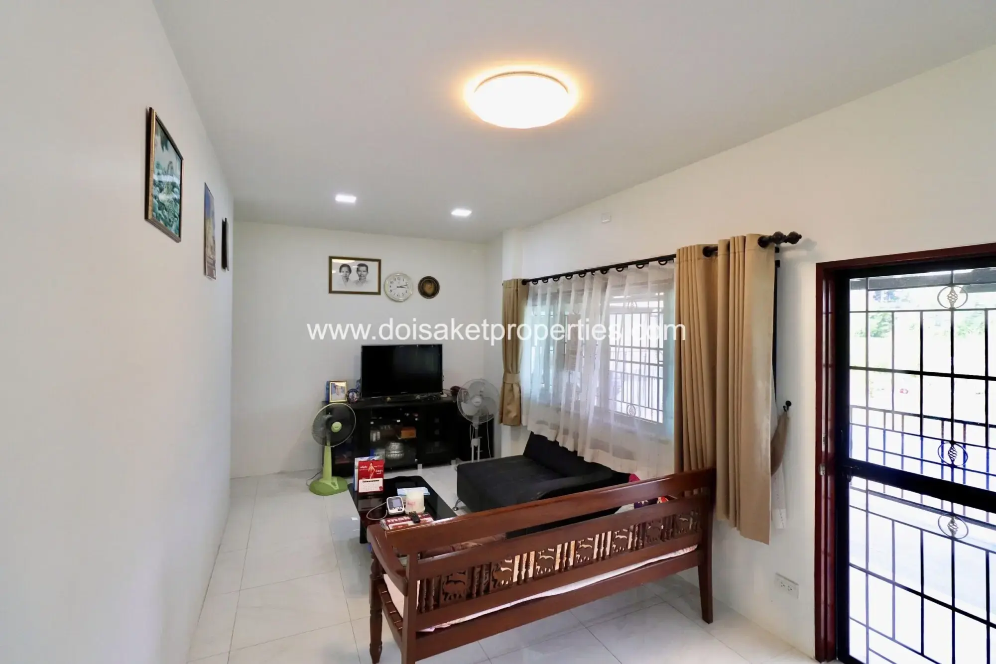 (HS380-07)Nice Modern Family Home with Garden and Pool for sale in San Pu Loei, Doi Saket, Chiang Mai