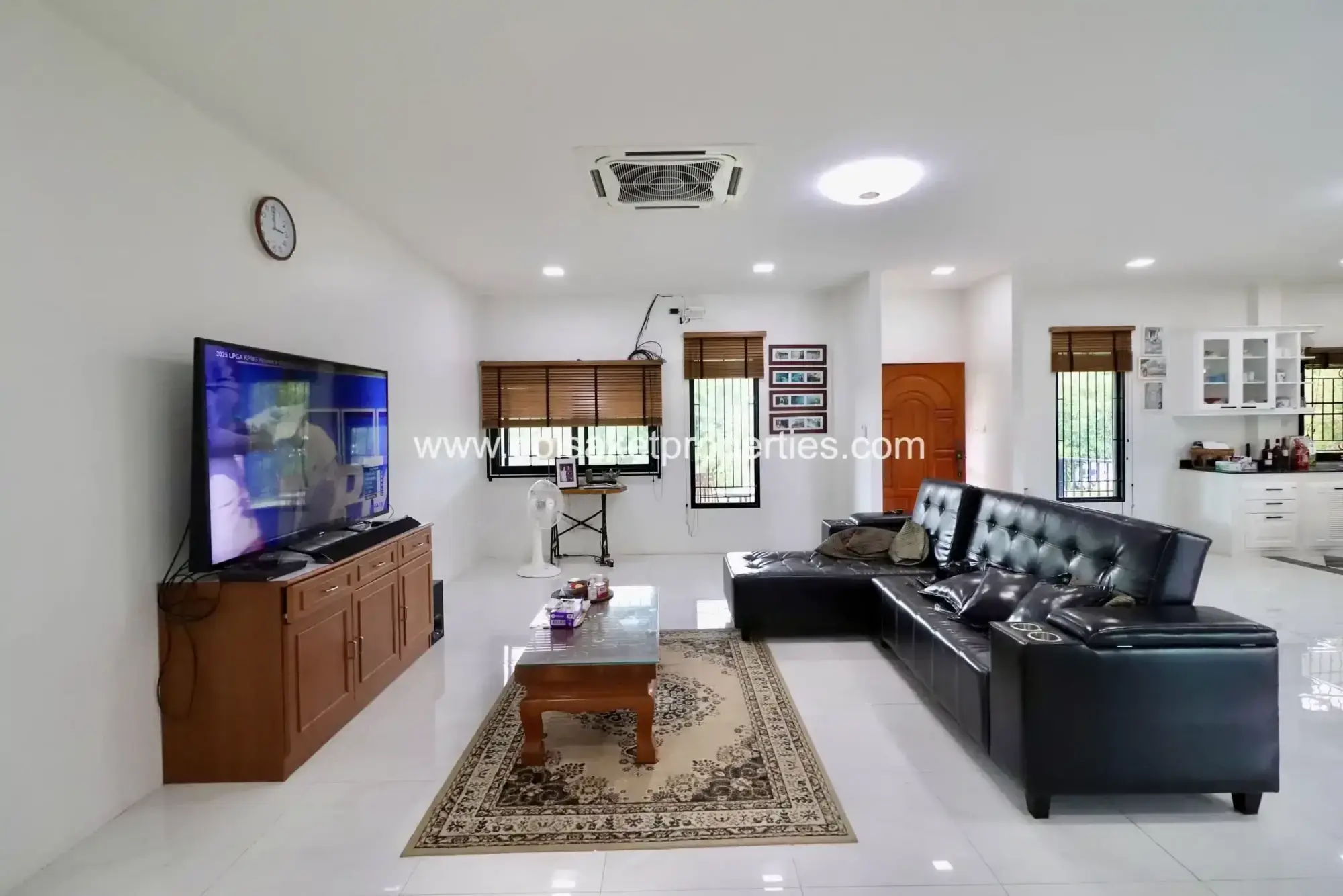 (HS380-07)Nice Modern Family Home with Garden and Pool for sale in San Pu Loei, Doi Saket, Chiang Mai