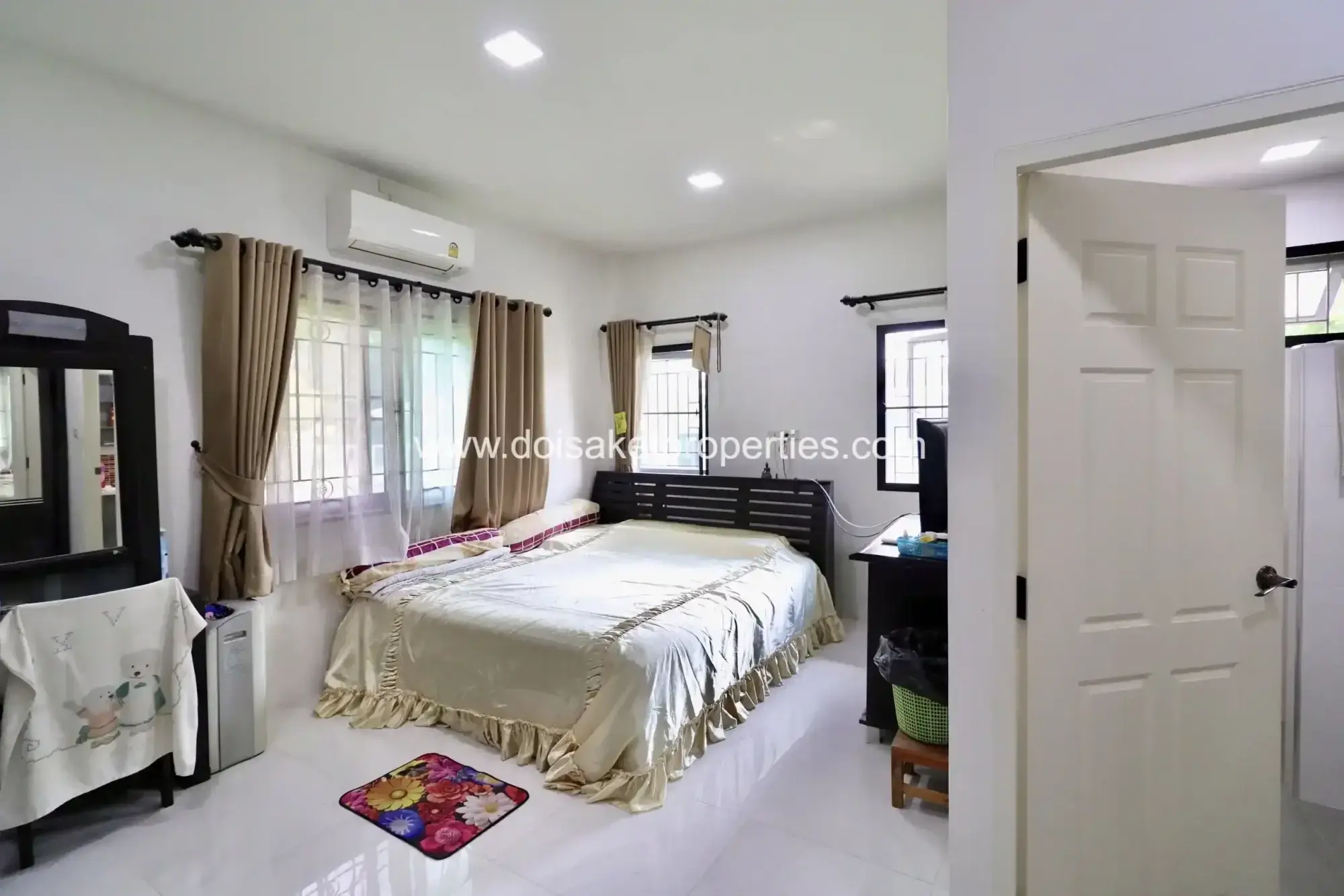 (HS380-07)Nice Modern Family Home with Garden and Pool for sale in San Pu Loei, Doi Saket, Chiang Mai