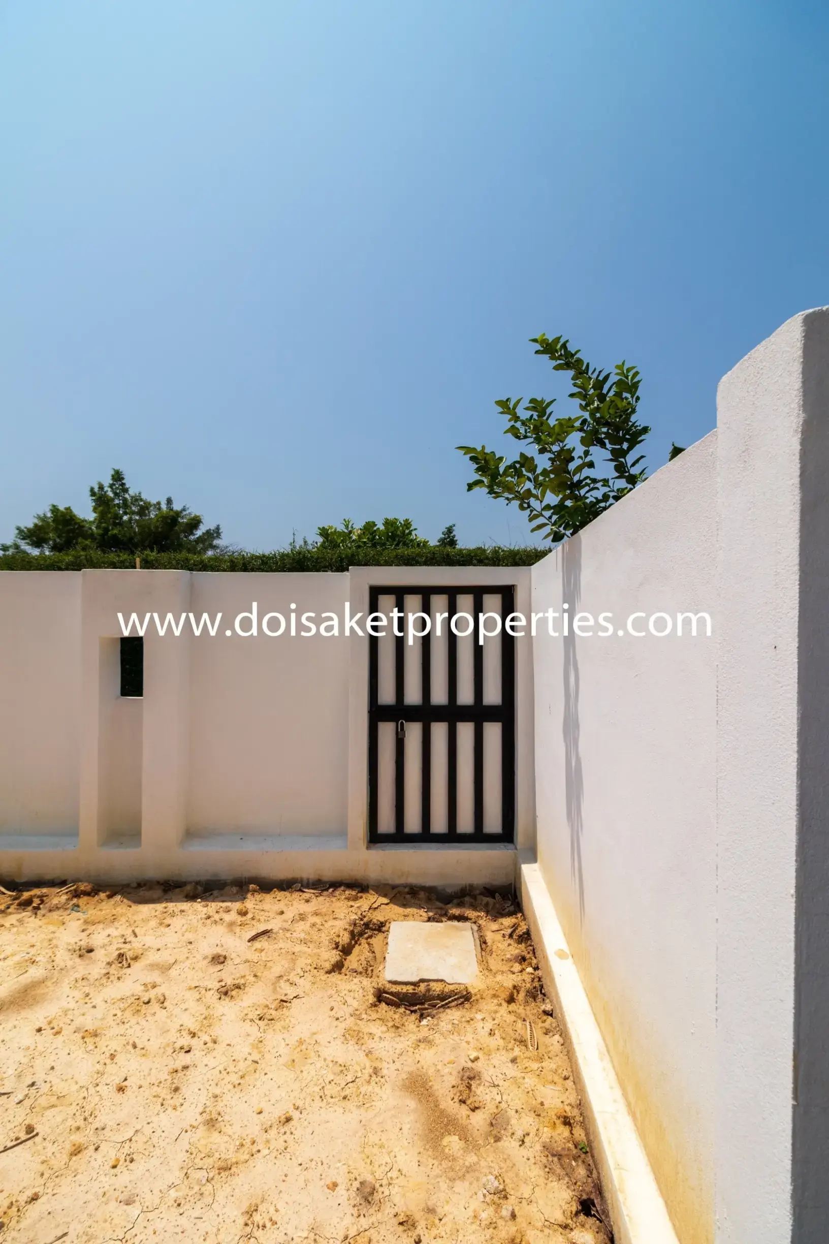 (LS349-00) Excellent Half-Rai Ready-to-Build Plot of Land  for Sale in Choeng Doi, Doi Saket