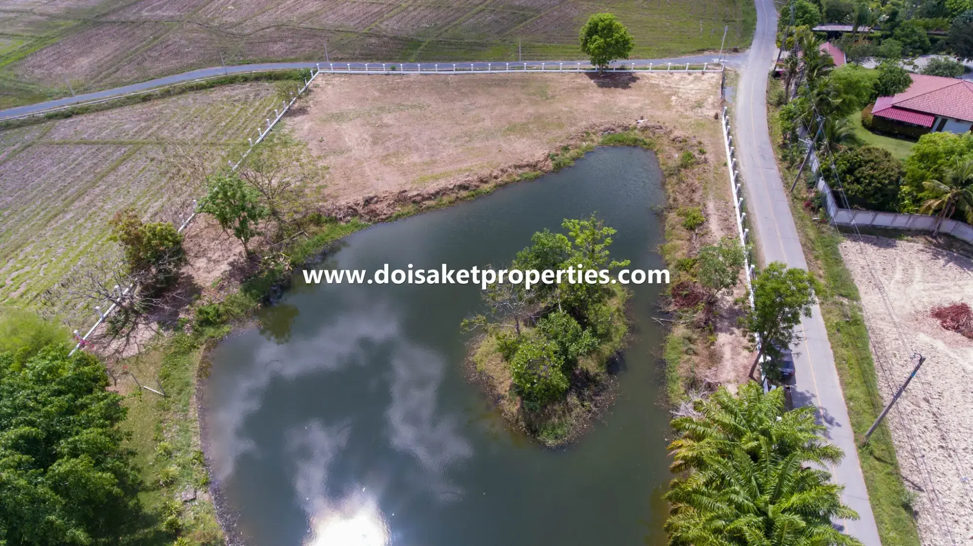 (LS363-02) Almost 3 Rai of Ready-to-Build Land with Incredible Views for Sale in a Great Location in Luang Nuea, Doi Saket