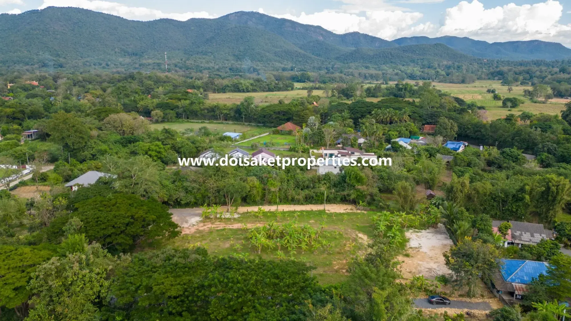 (LS379-02) 2.5+ Rai of Nice Land for Sale in Luang Nuea, Doi Saket