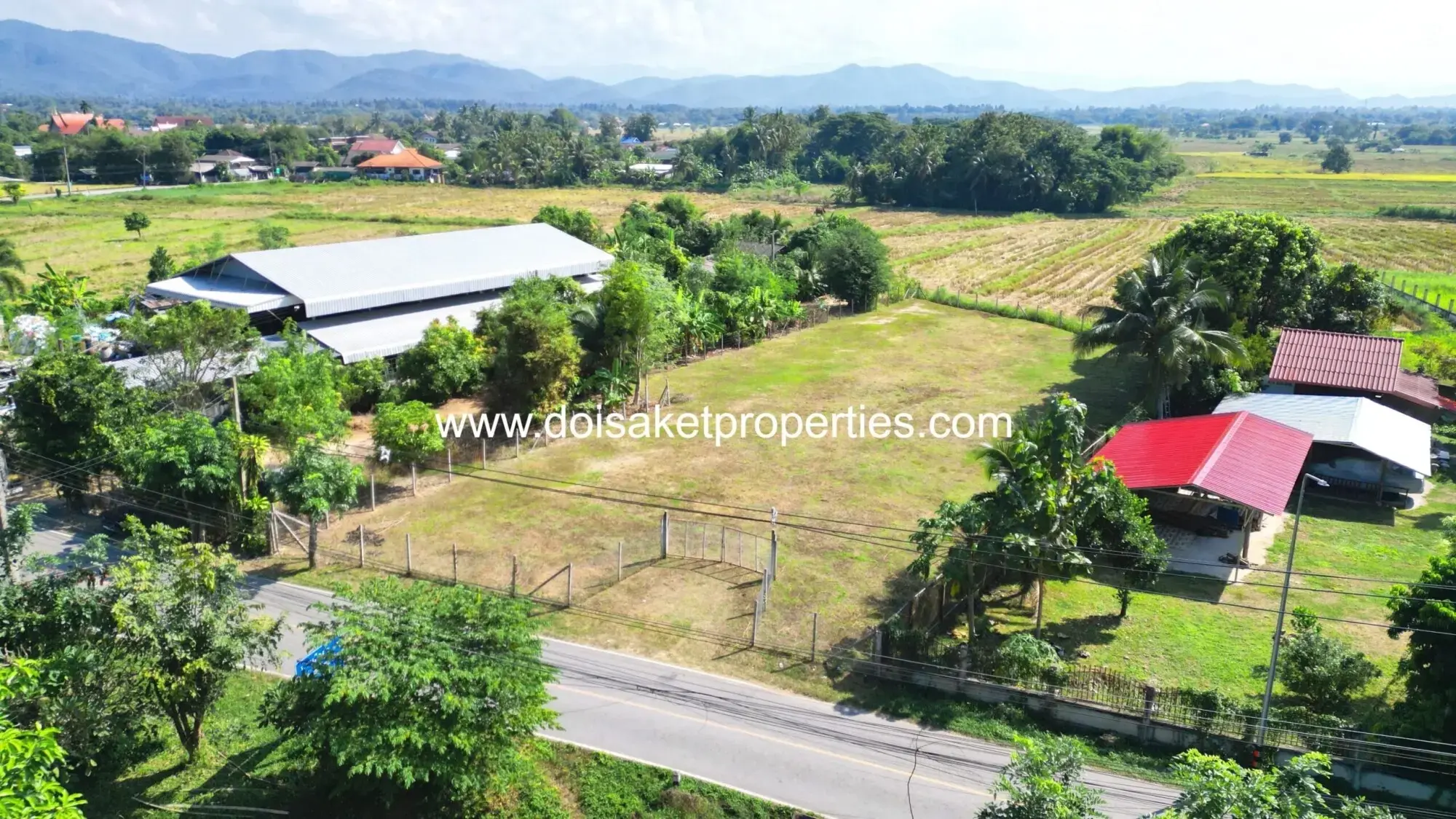 (LS380-01) 1-Rai of Prime Land for Sale in Luang Nuea, Doi Saket, Chiang Mai