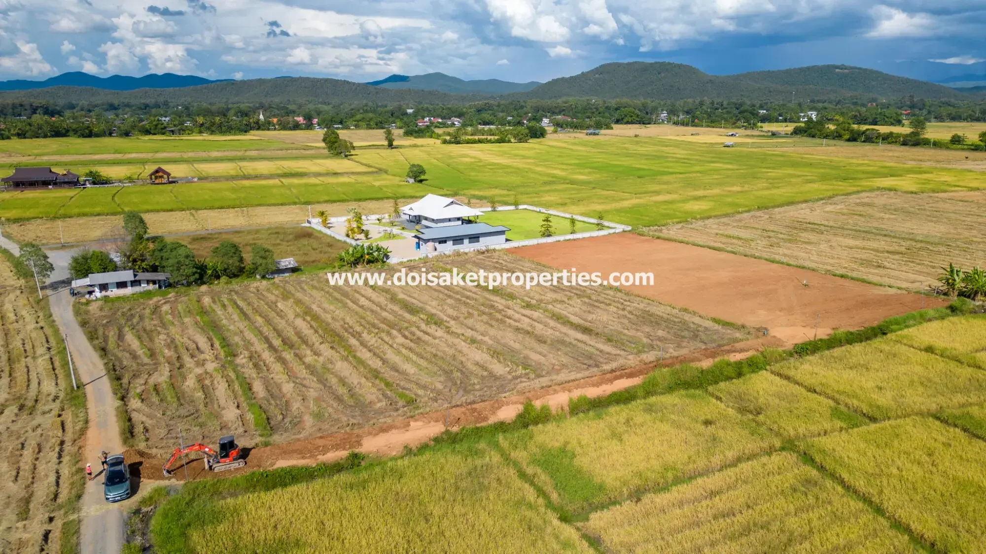 (LS387-02) 2 Rai of Land with Great Views for Sale in Pa Pong, Doi Saket, Chiang Mai