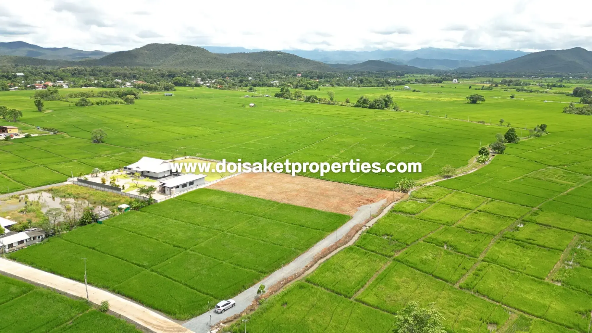 (LS387-02) 2 Rai of Land with Great Views for Sale in Pa Pong, Doi Saket, Chiang Mai