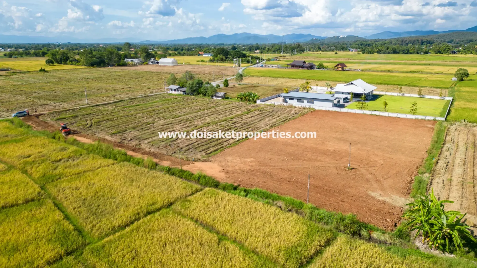 (LS387-02) 2 Rai of Land with Great Views for Sale in Pa Pong, Doi Saket, Chiang Mai